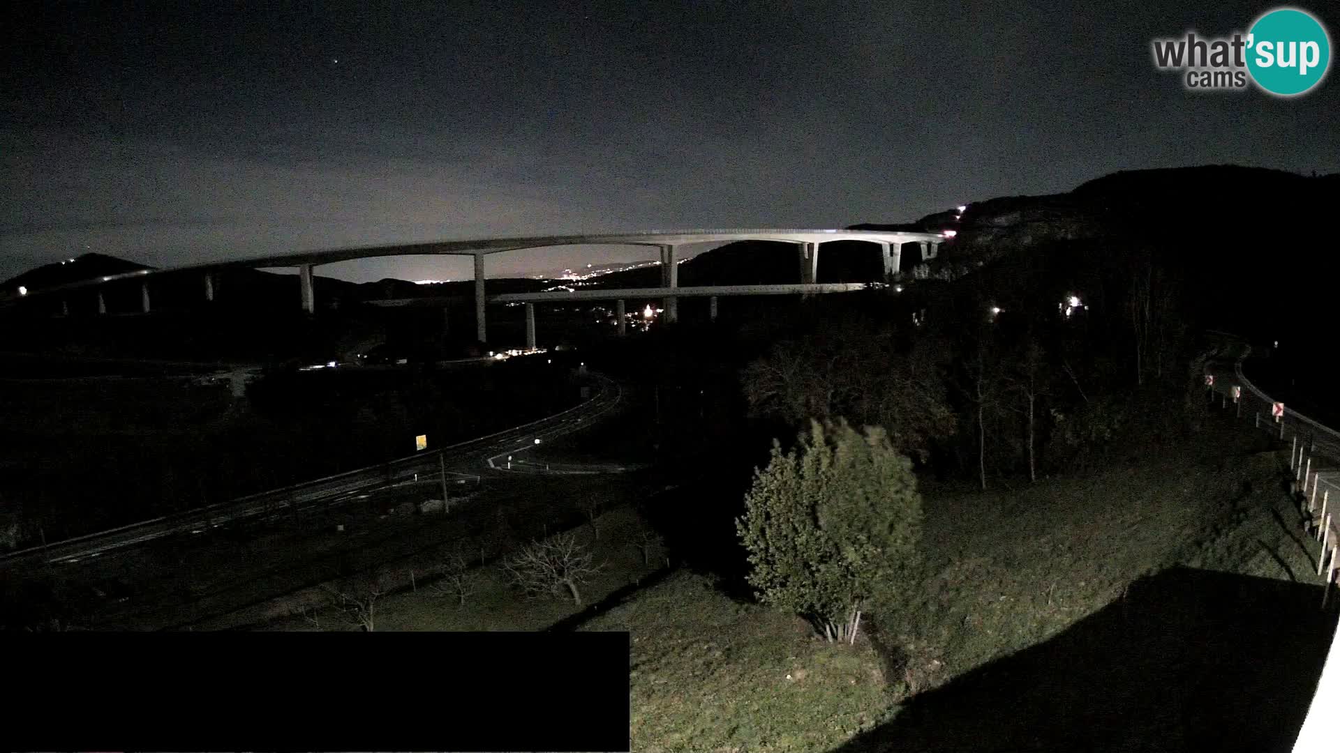 Camera en vivo Črni Kal Viaducto – Viki Burger