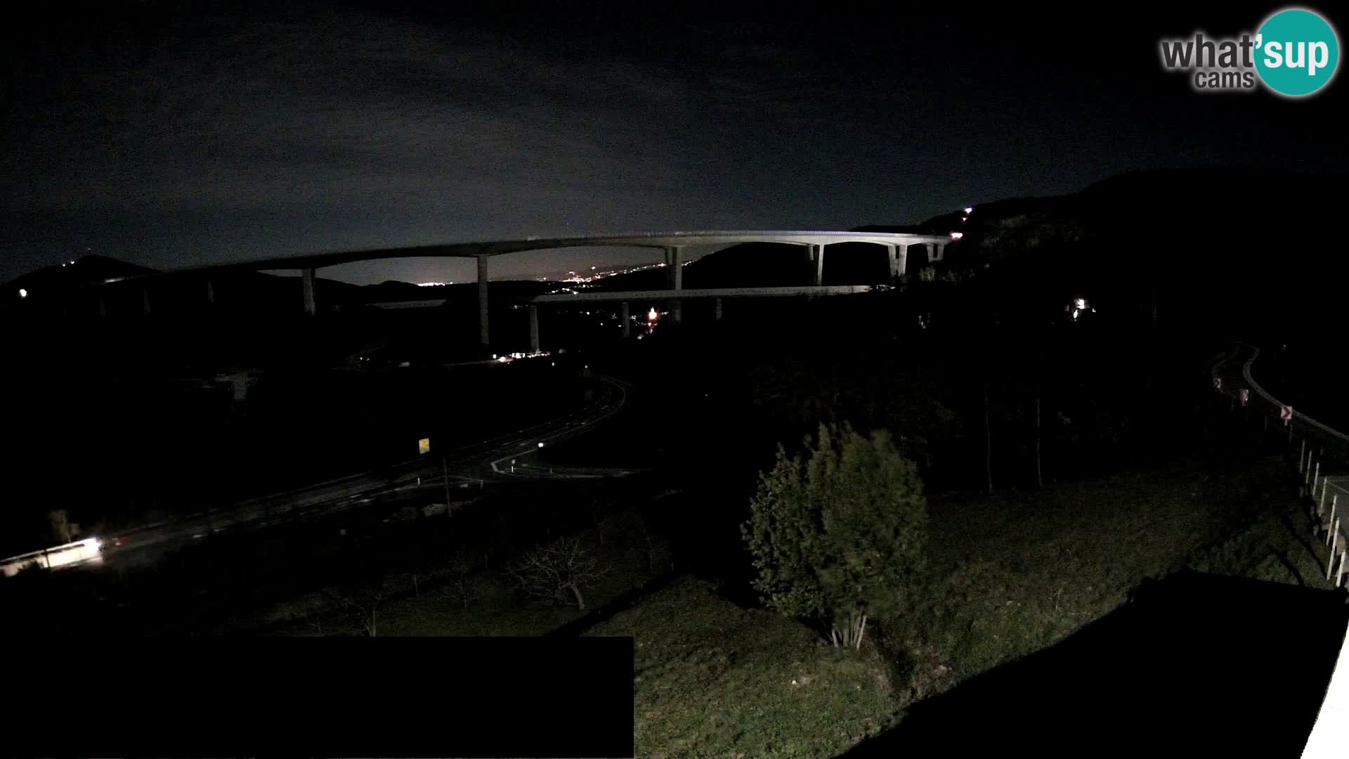 Camera en vivo Črni Kal Viaducto – Viki Burger