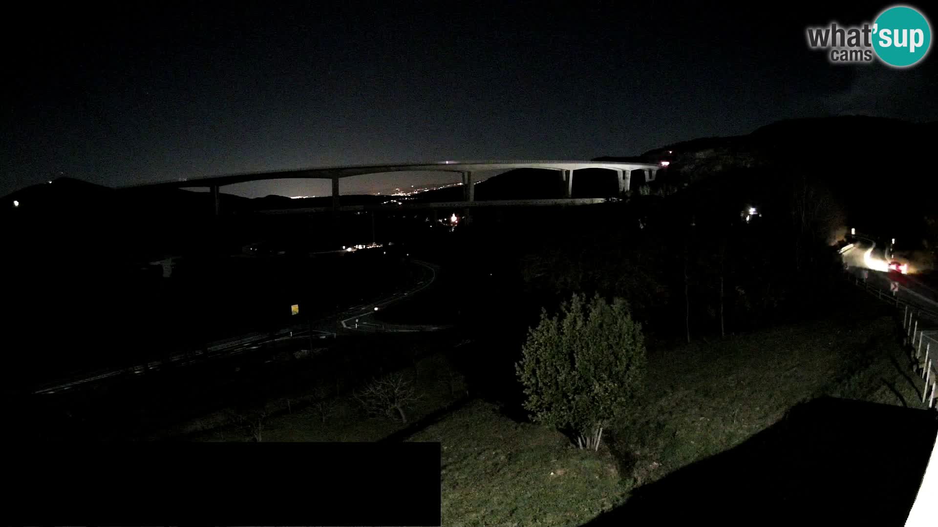 Webcam Črni Kal Viadukt – Viki Burger