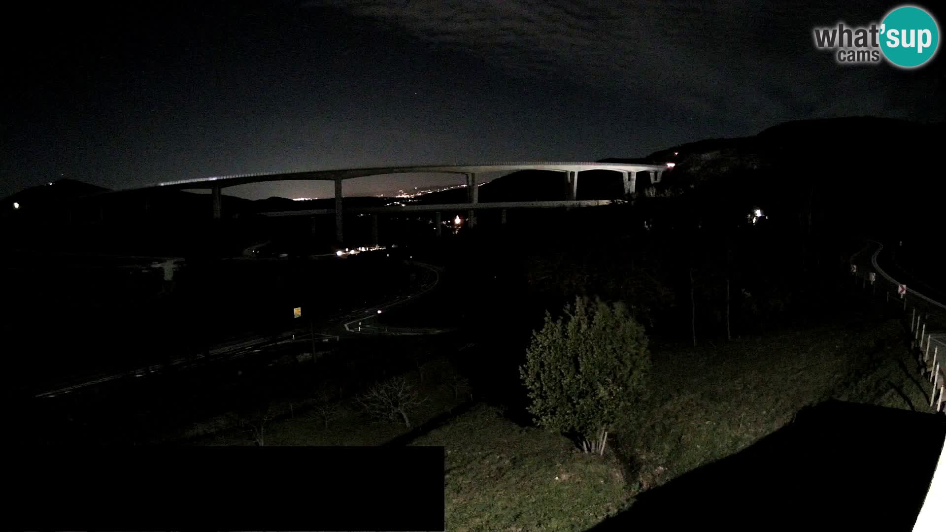 Web kamera Črni Kal Viadukt – pogled sa Viki Burgerja