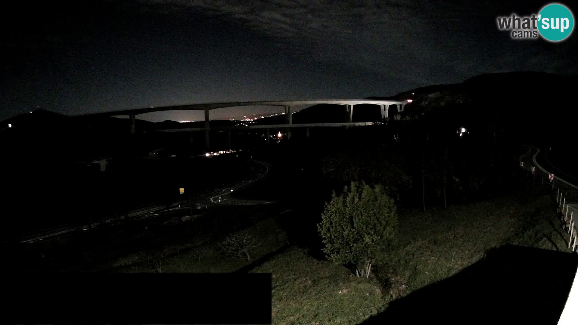 Camera en vivo Črni Kal Viaducto – Viki Burger