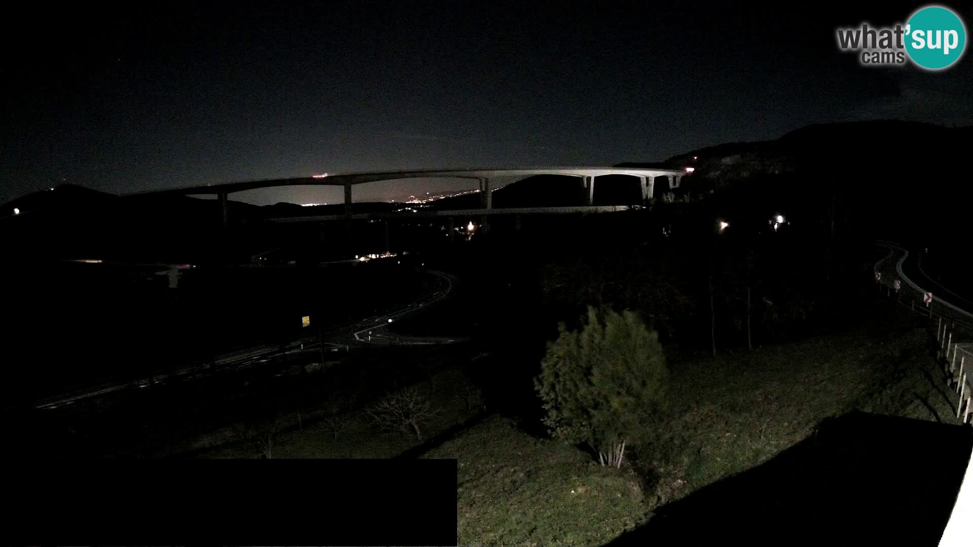 Web kamera Črni Kal Viadukt – pogled sa Viki Burgerja