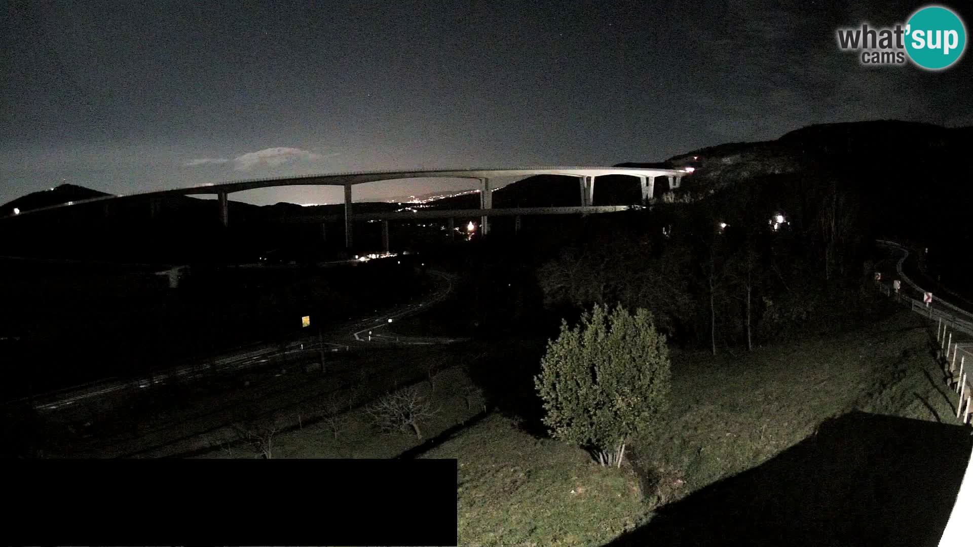 Webcam Črni Kal Viadukt – Viki Burger