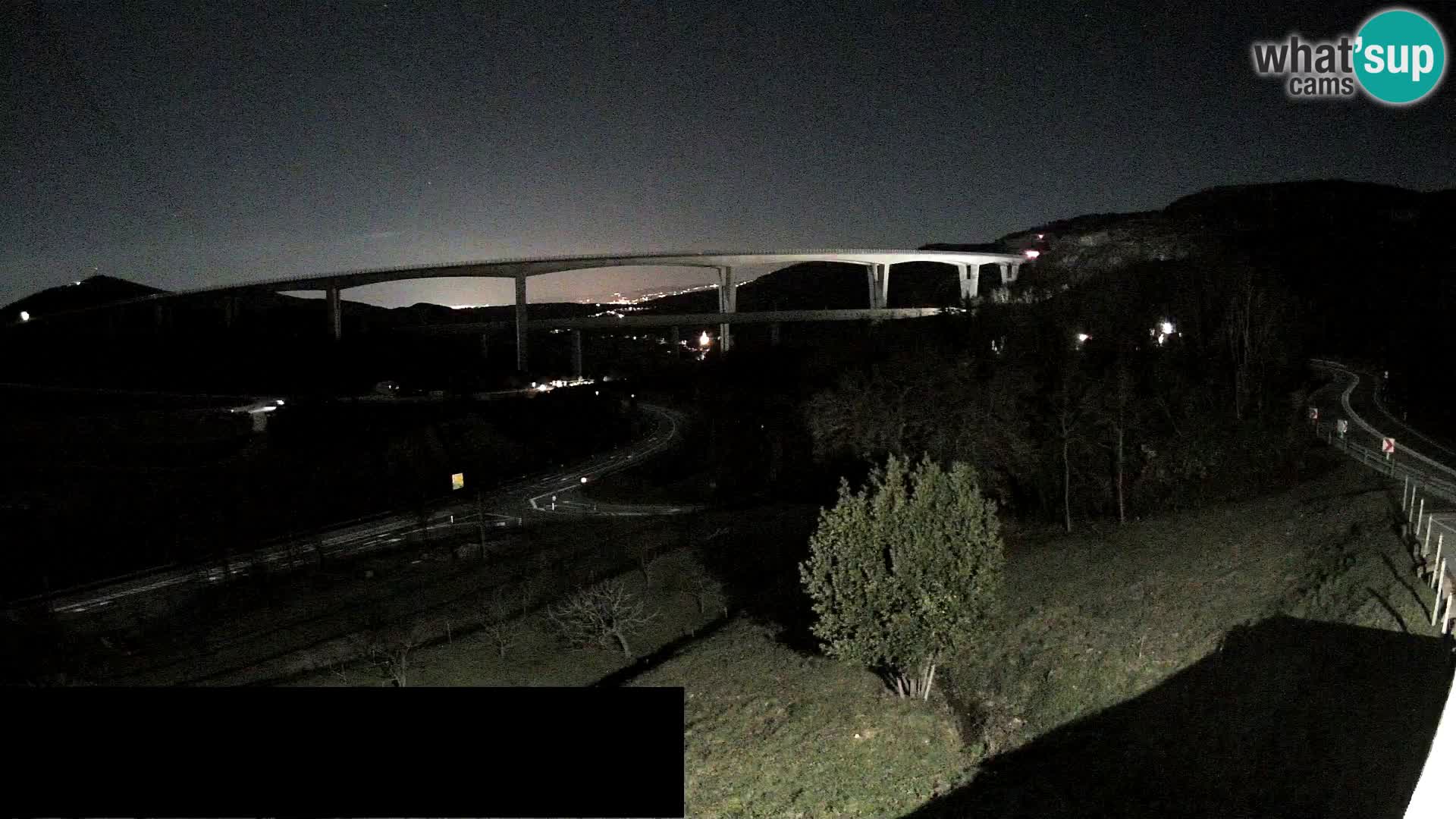 Live cam Črni Kal Viaduc – Viki Burger