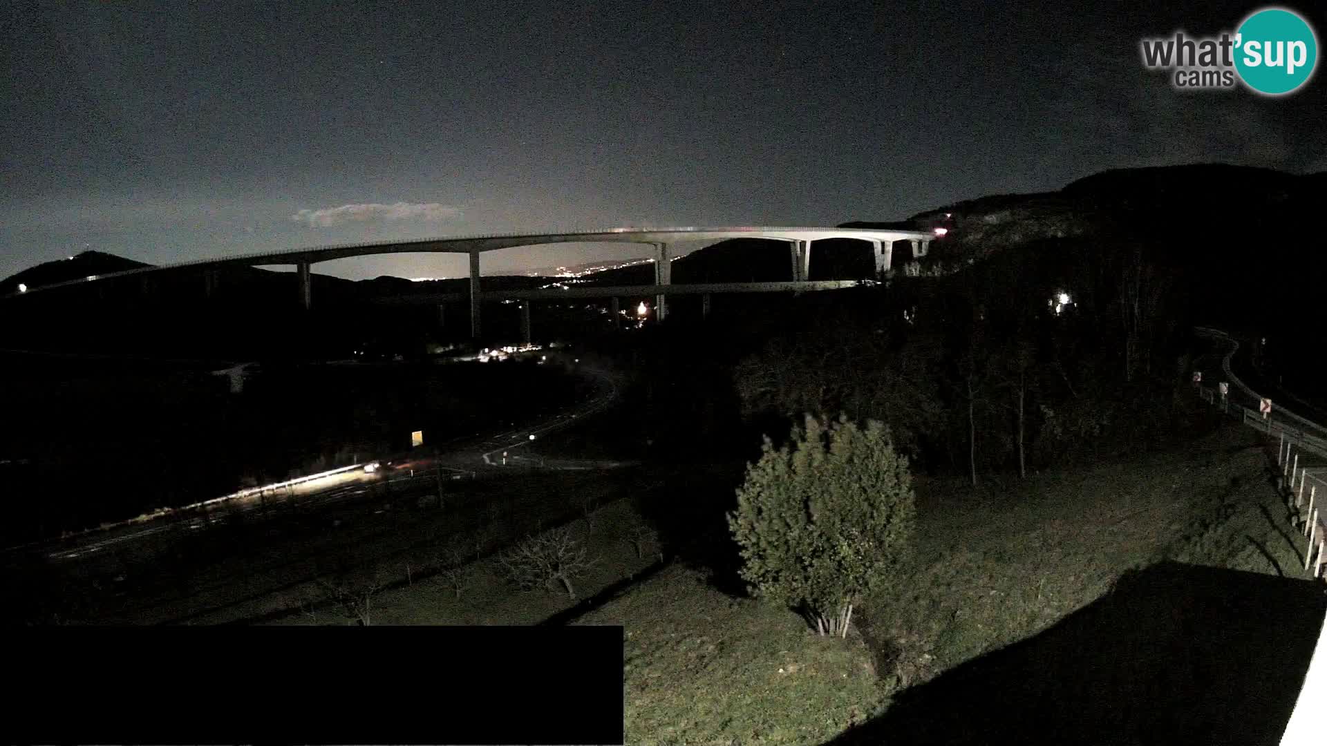Live cam Črni Kal Viaduc – Viki Burger