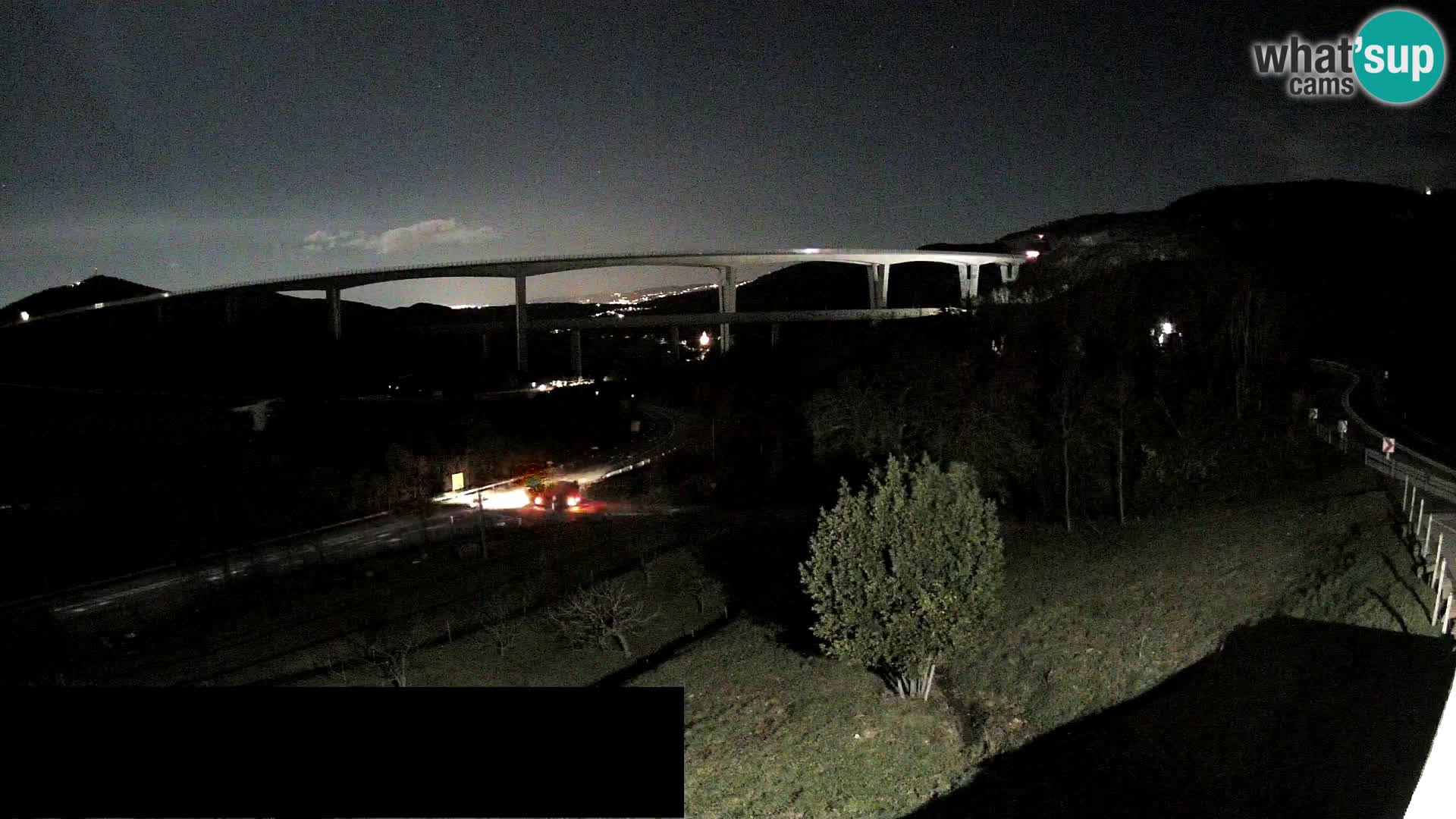 Web kamera Črni Kal Viadukt – pogled sa Viki Burgerja