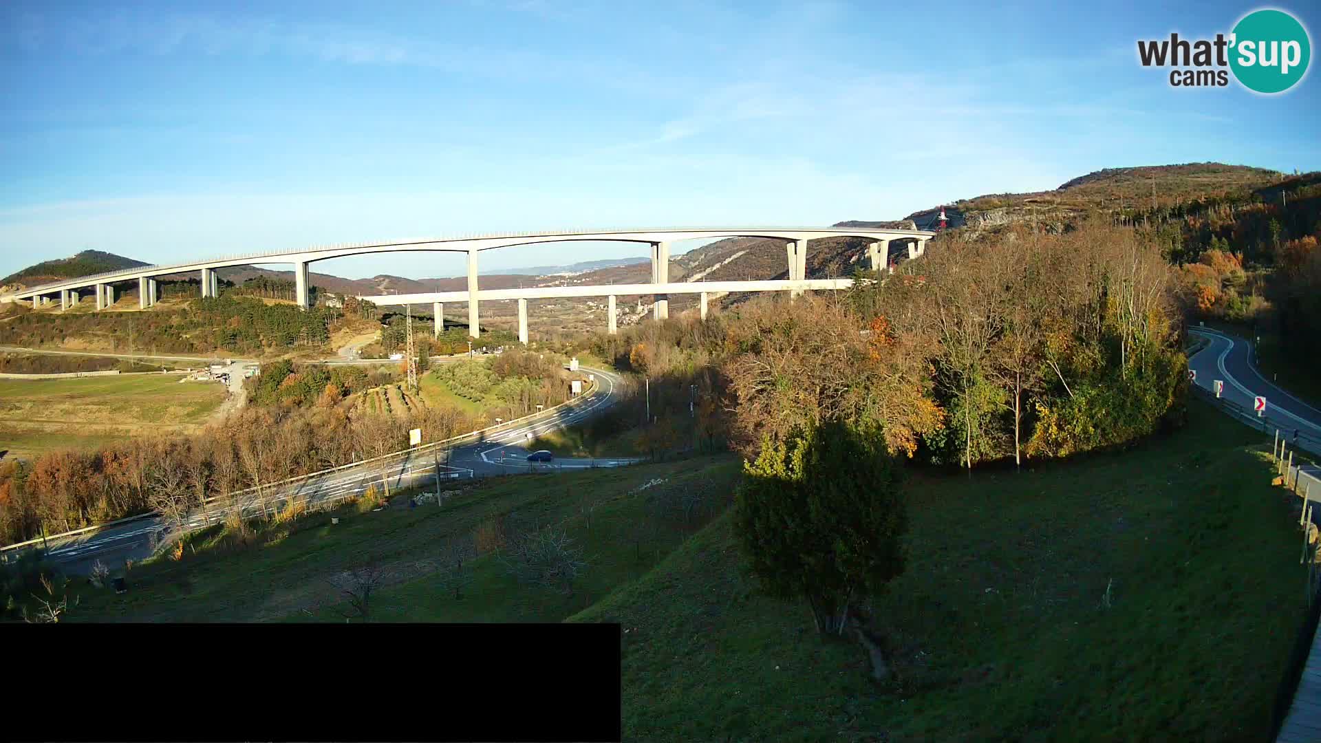 Camera en vivo Črni Kal Viaducto – Viki Burger
