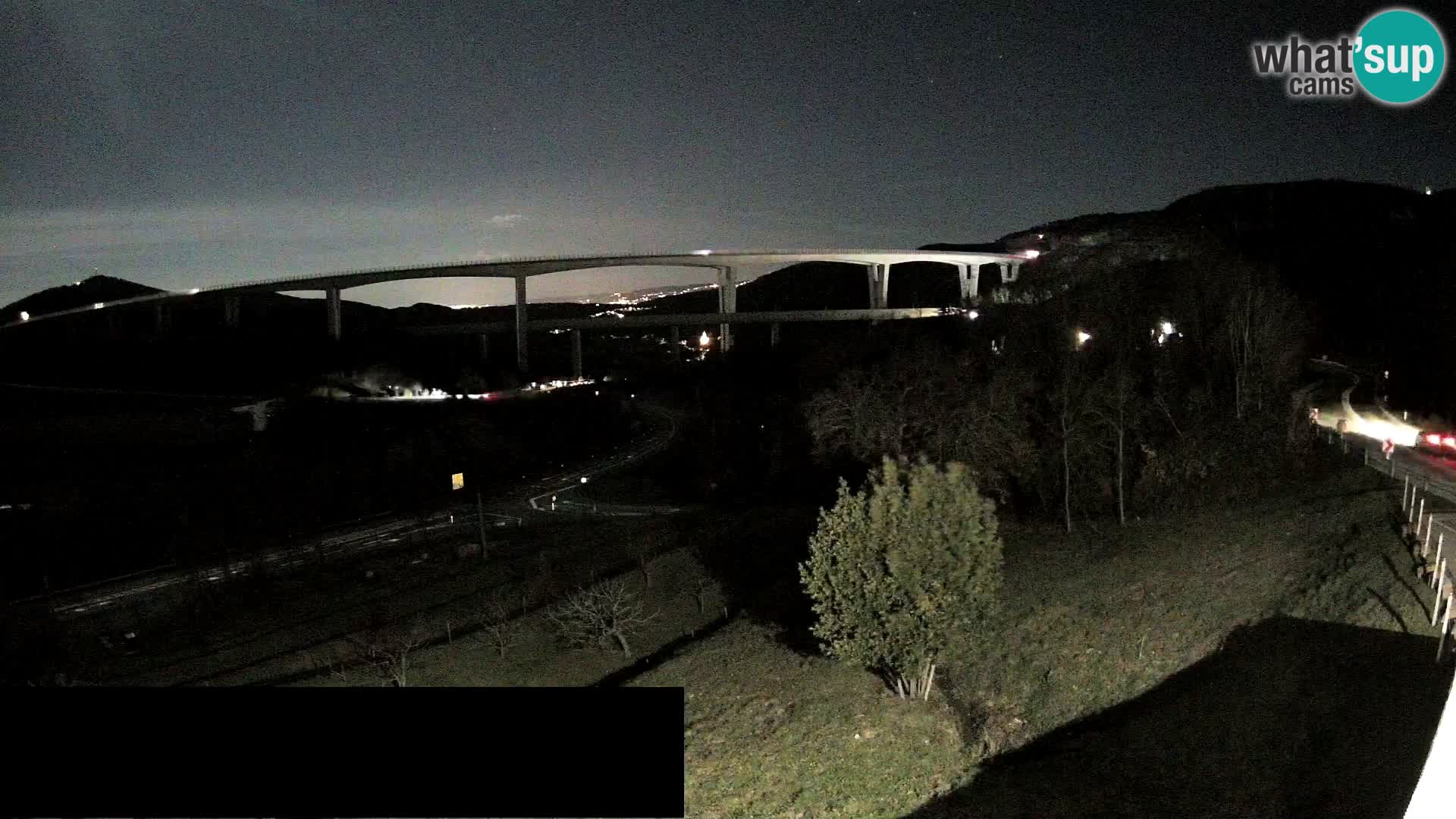Camera en vivo Črni Kal Viaducto – Viki Burger