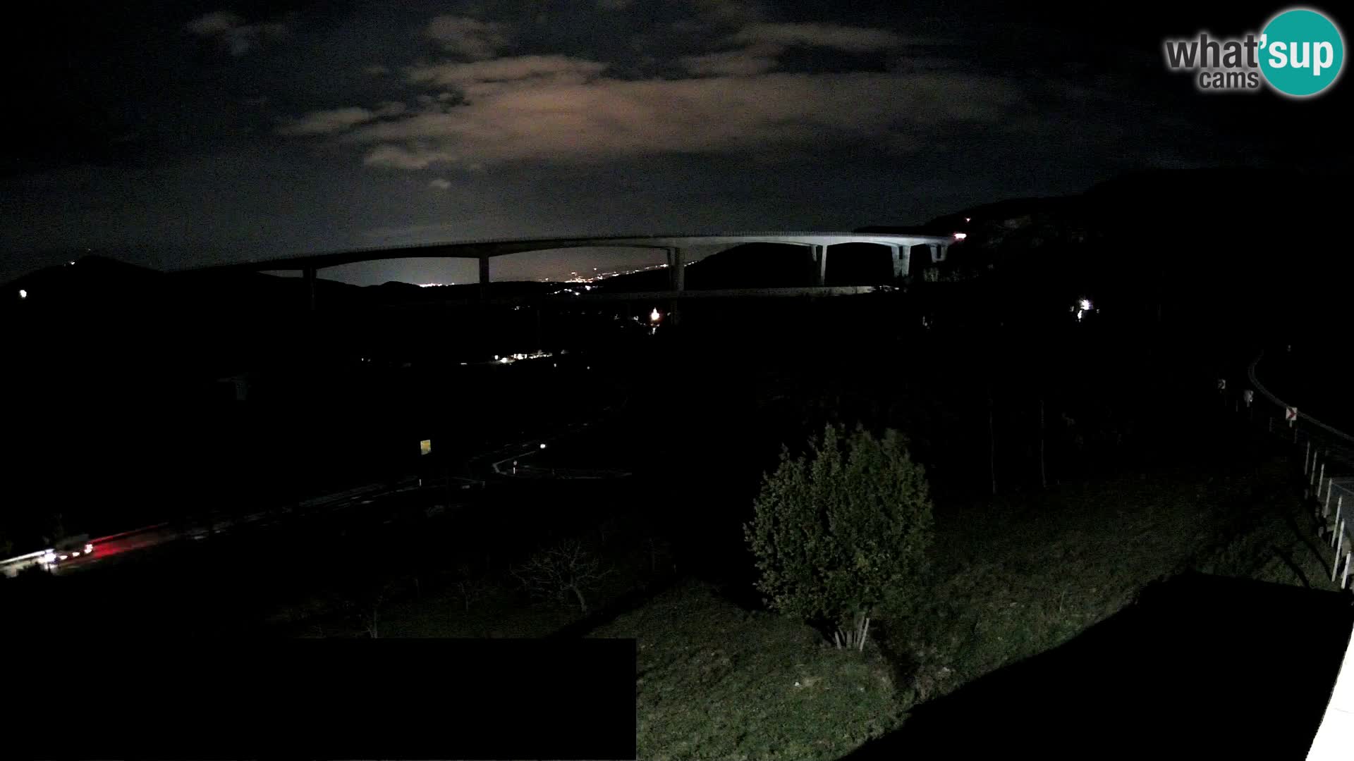 Livecam Črni Kal Viadotto – panorama dal Viki Burger