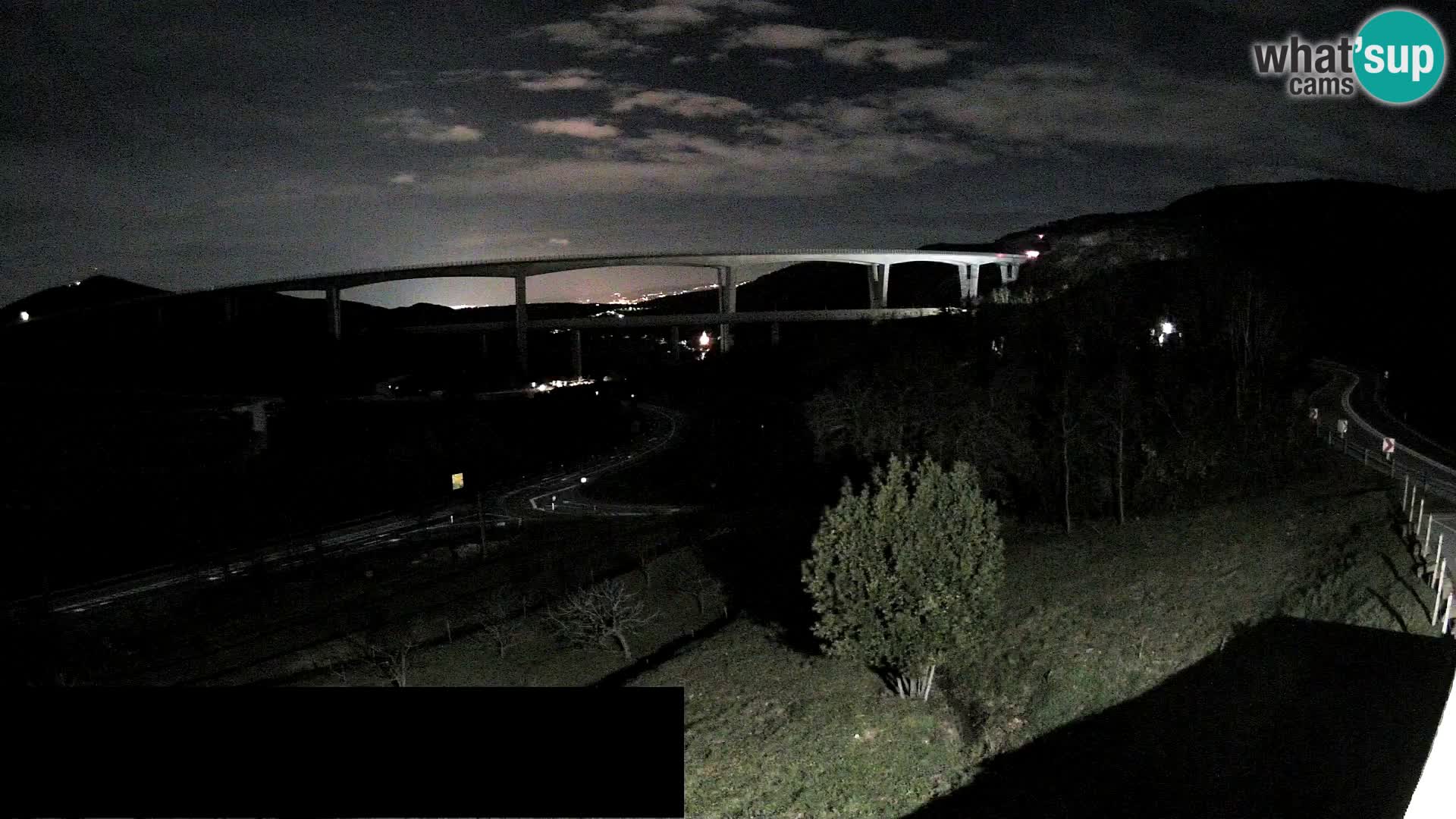 Web kamera Črni Kal Viadukt – pogled sa Viki Burgerja