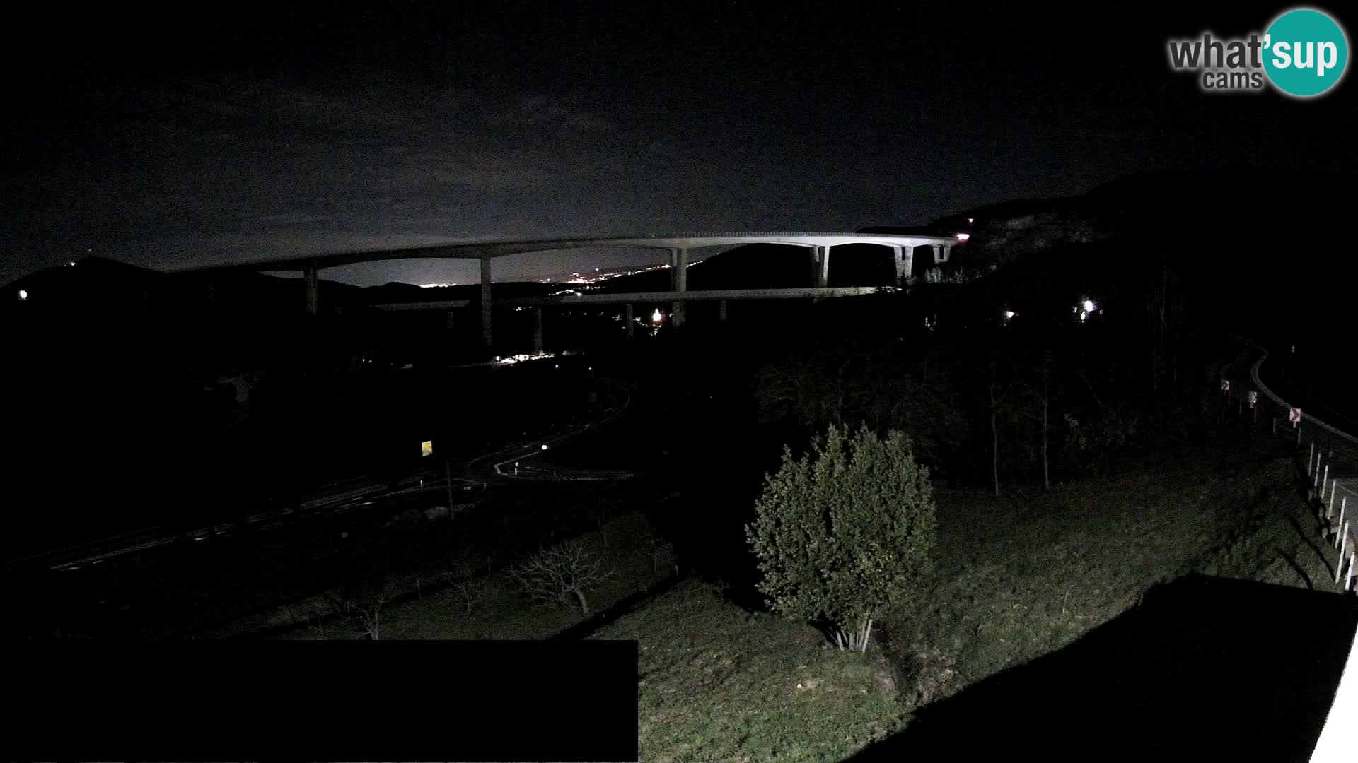 Camera en vivo Črni Kal Viaducto – Viki Burger