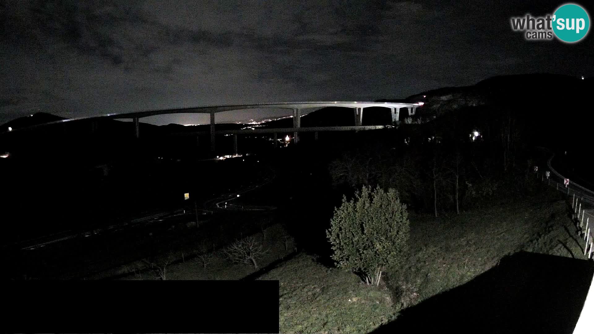 Camera en vivo Črni Kal Viaducto – Viki Burger