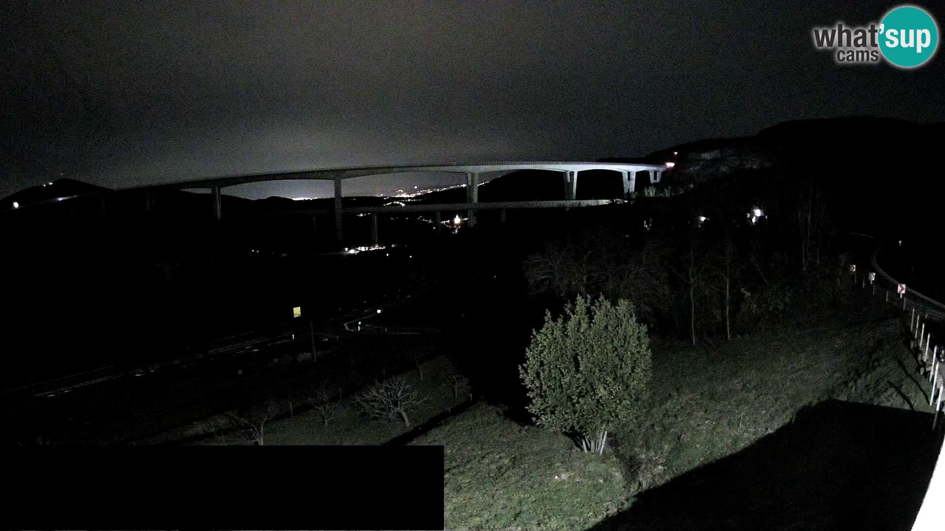 Camera en vivo Črni Kal Viaducto – Viki Burger