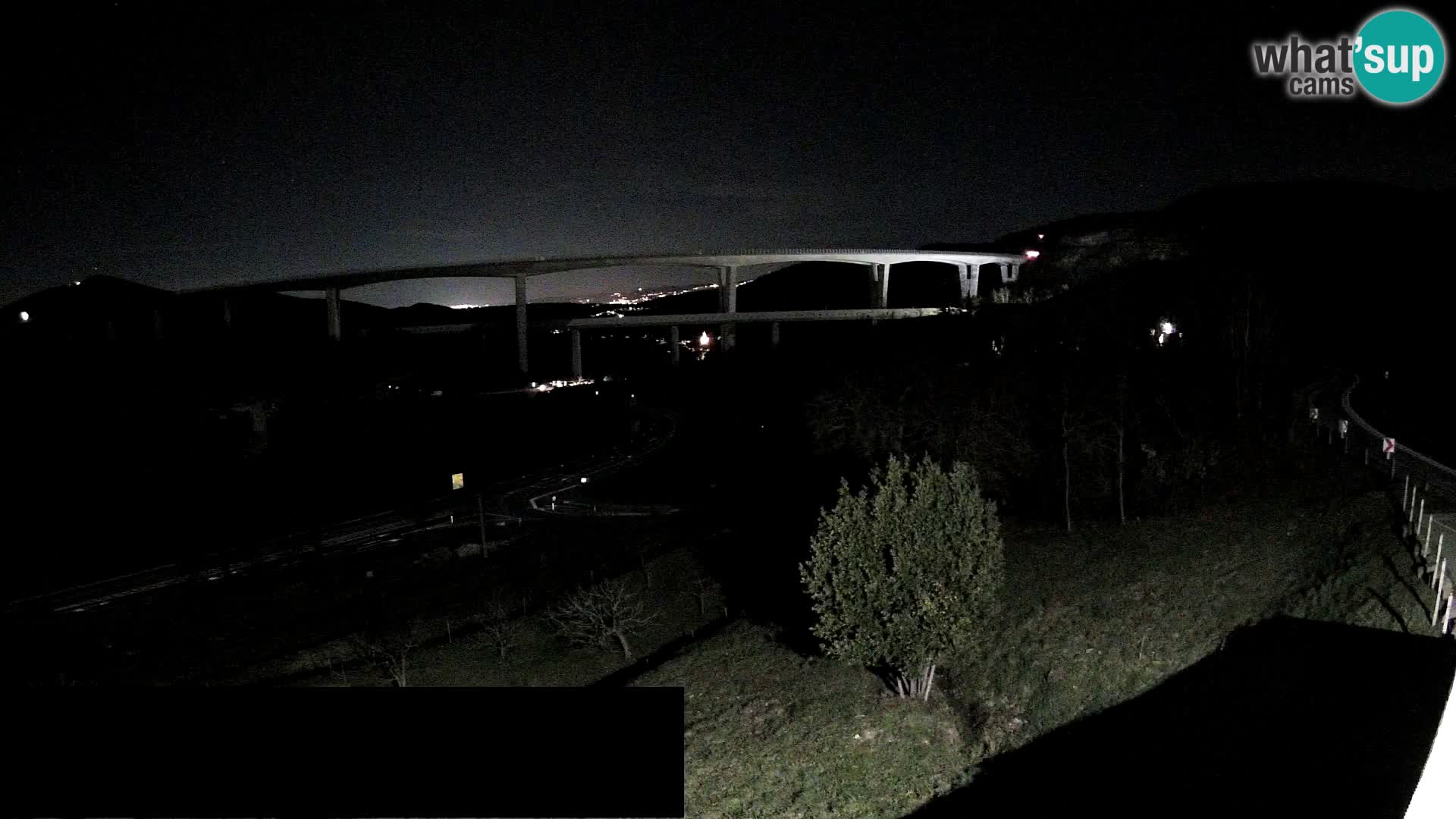 Webcam Črni Kal Viadukt – Viki Burger