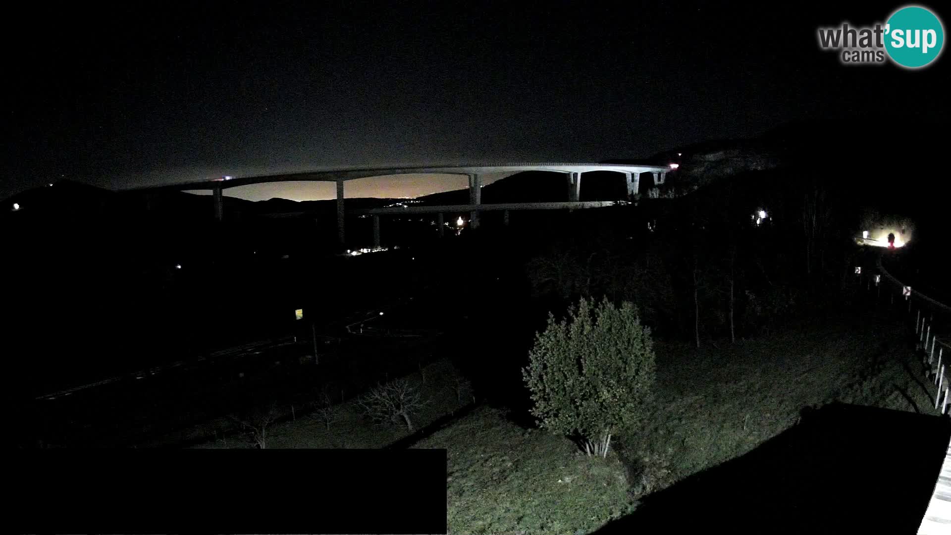 Web kamera Črni Kal Viadukt – pogled sa Viki Burgerja