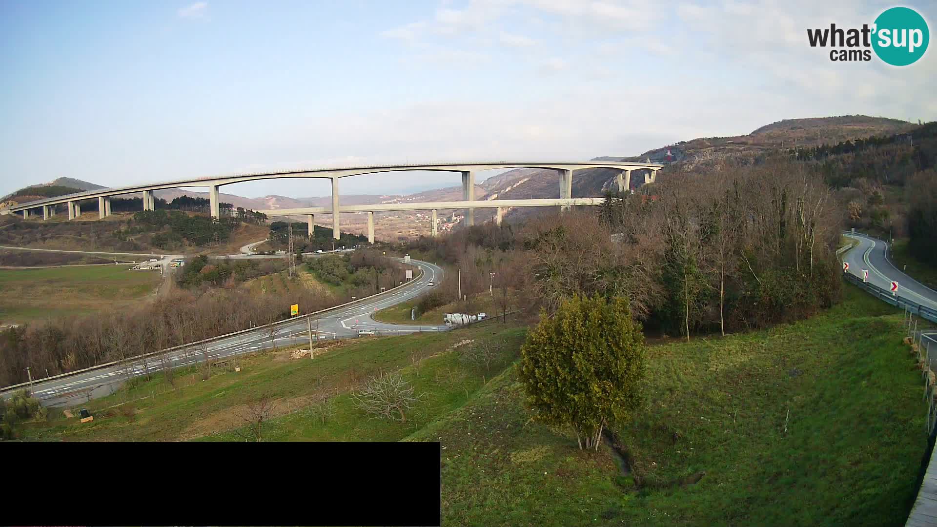 Live cam Črni Kal Viaduc – Viki Burger