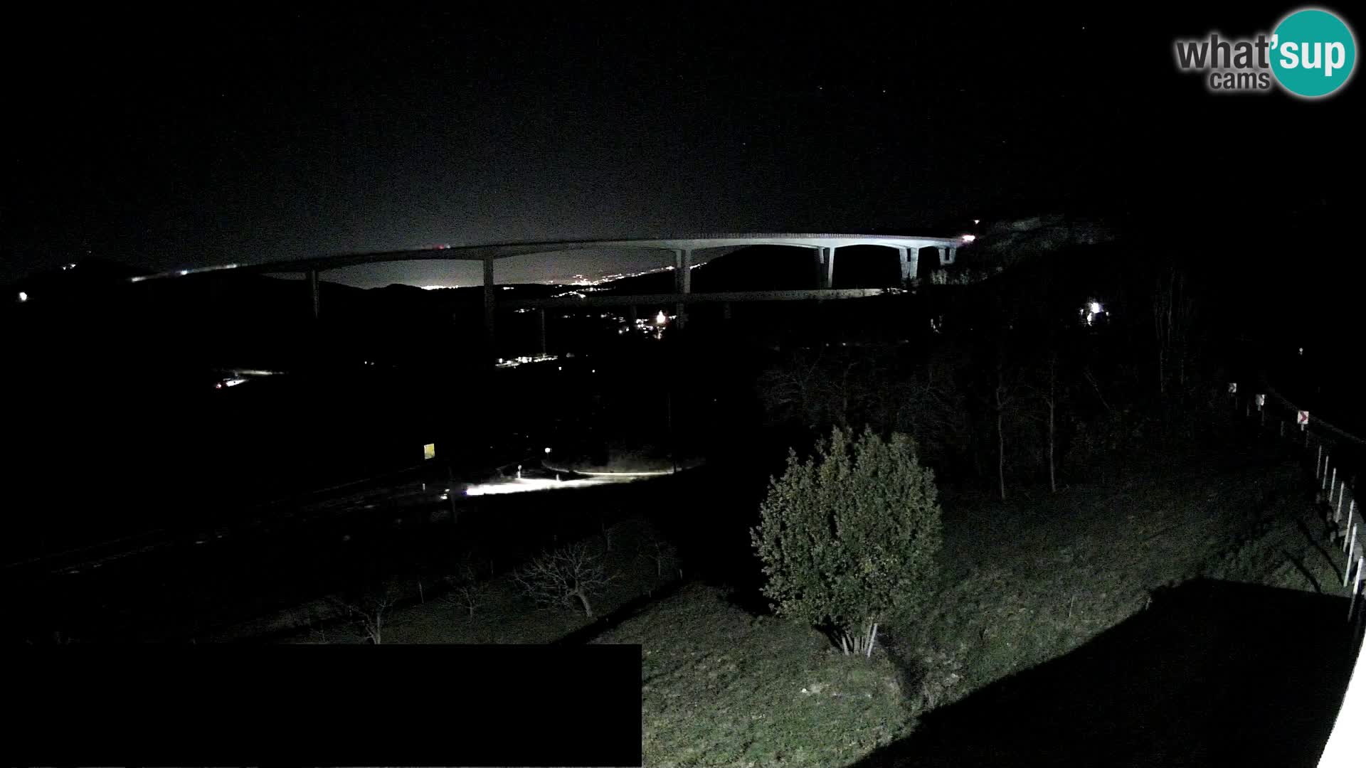 Webcam Črni Kal Viadukt – Viki Burger