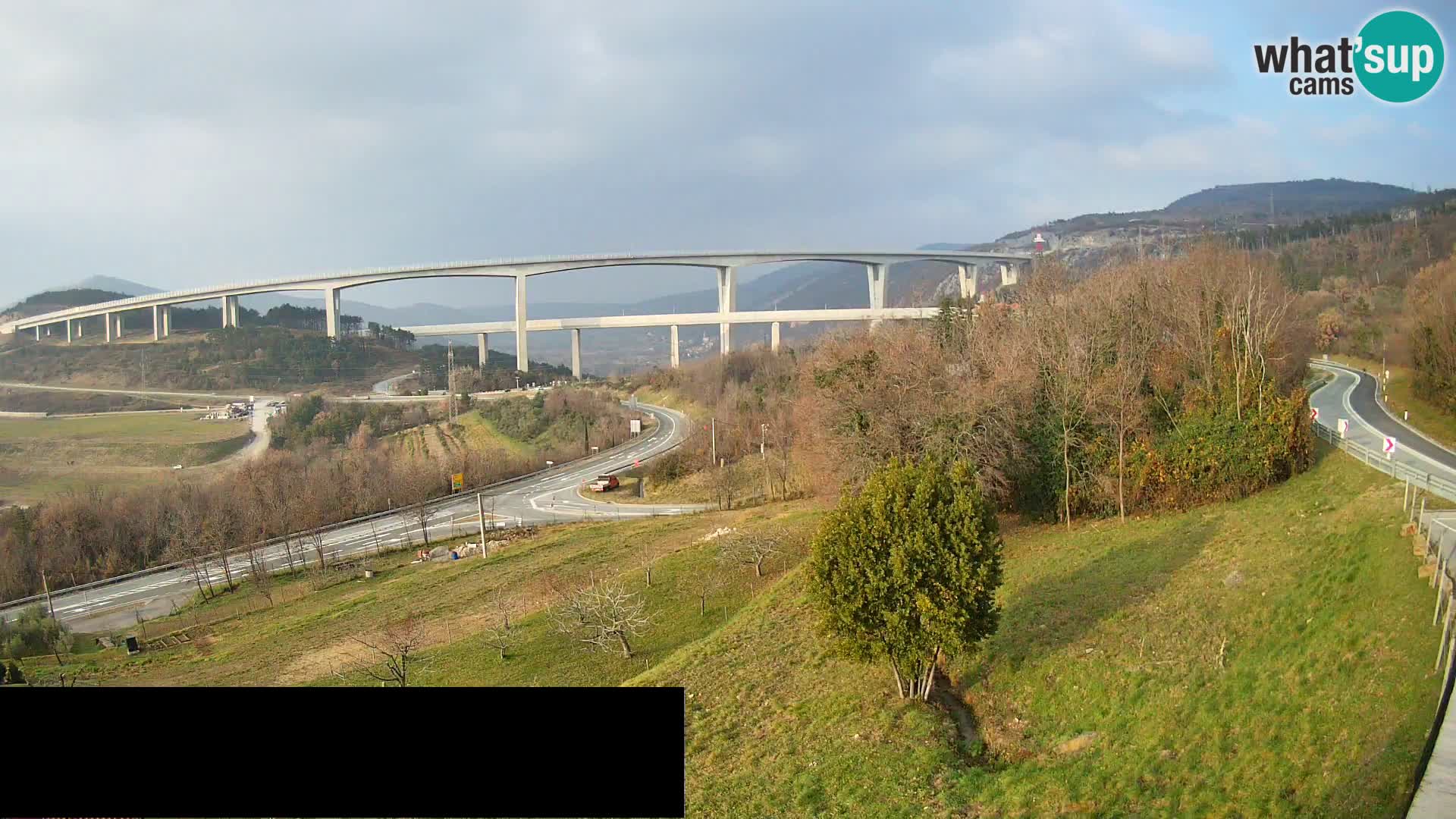 Camera en vivo Črni Kal Viaducto – Viki Burger