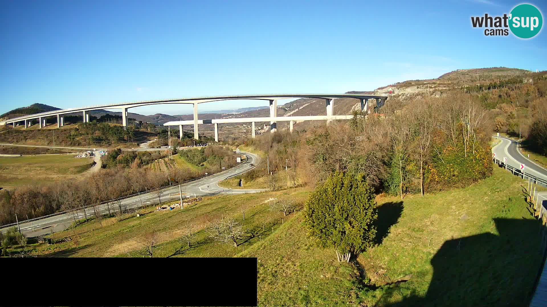 Live cam Črni Kal Viaduc – Viki Burger