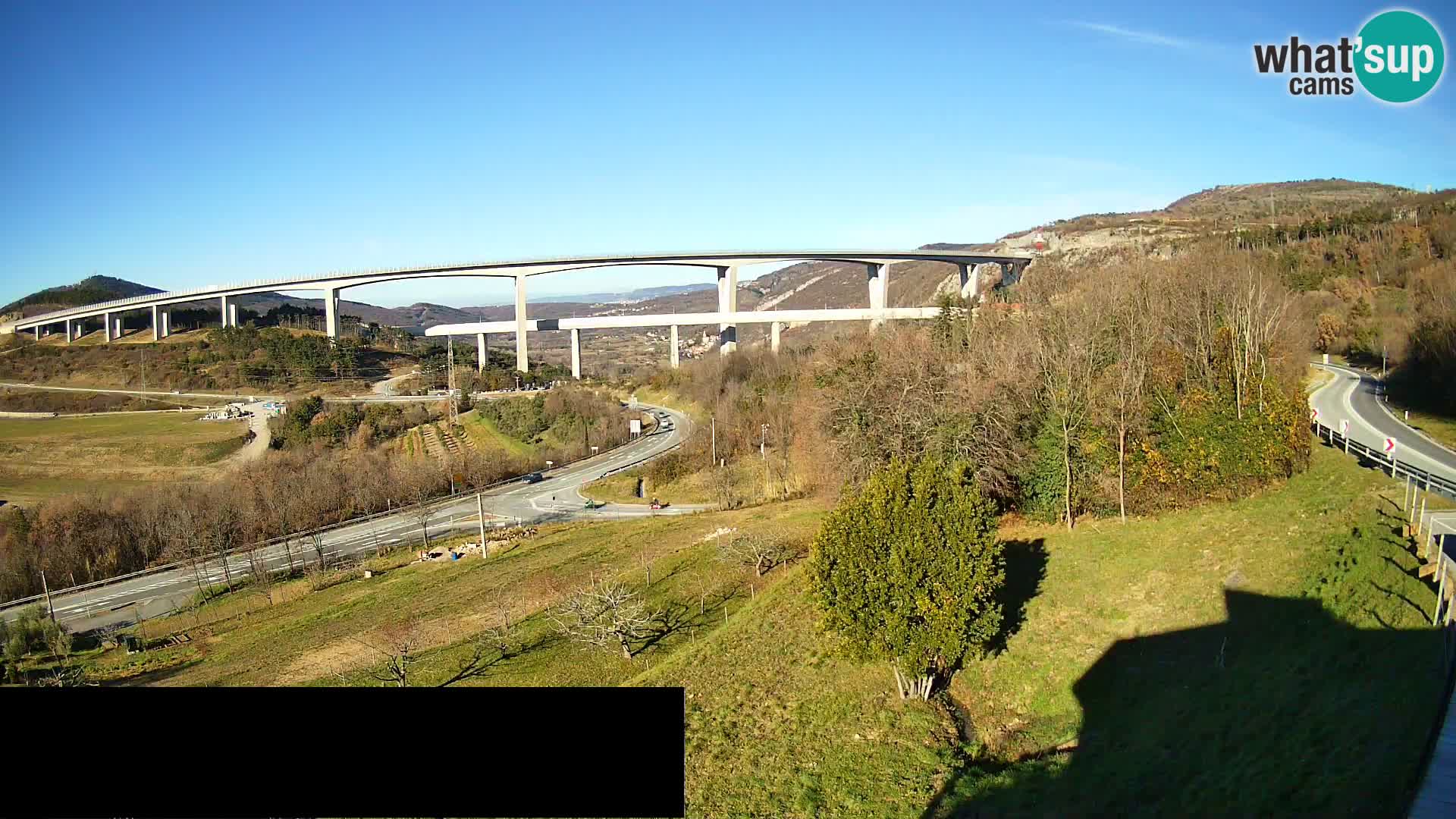 Camera en vivo Črni Kal Viaducto – Viki Burger