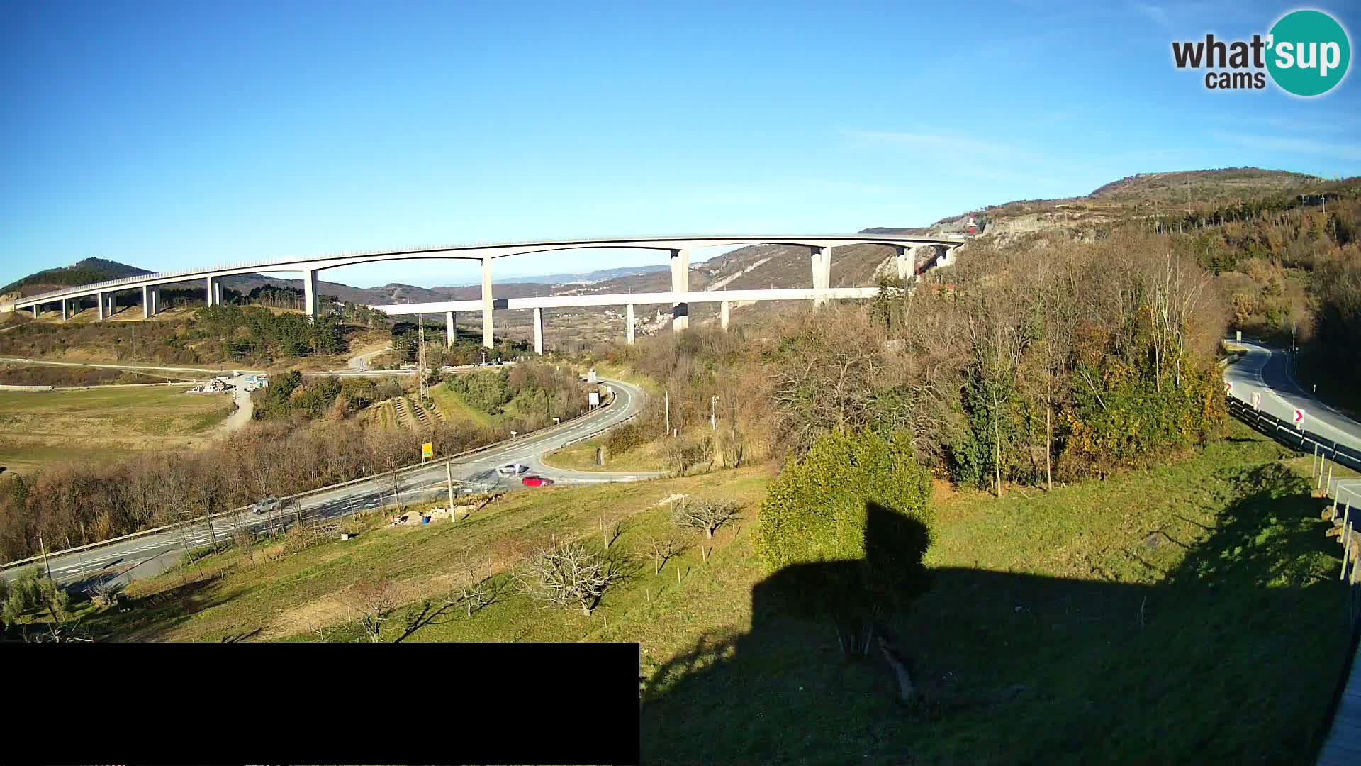 Live cam Črni Kal Viaduc – Viki Burger