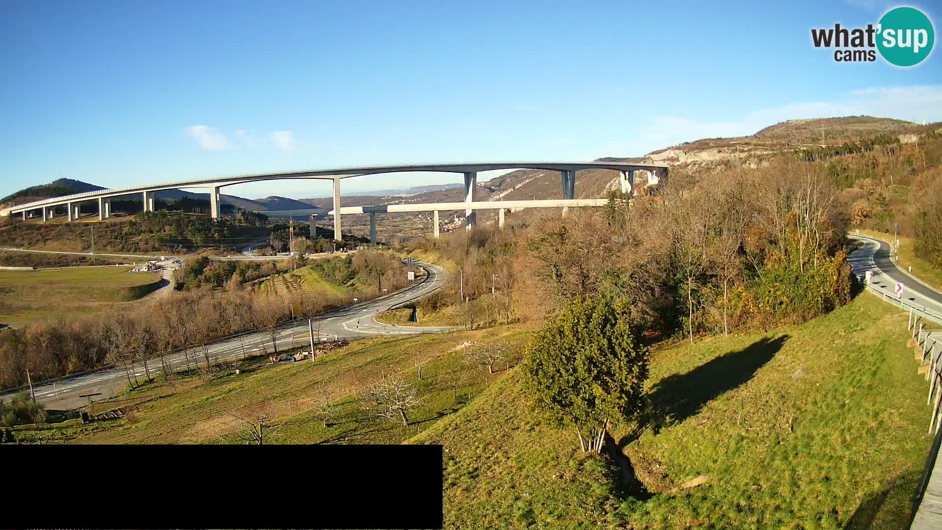 Live cam Črni Kal Viaduc – Viki Burger