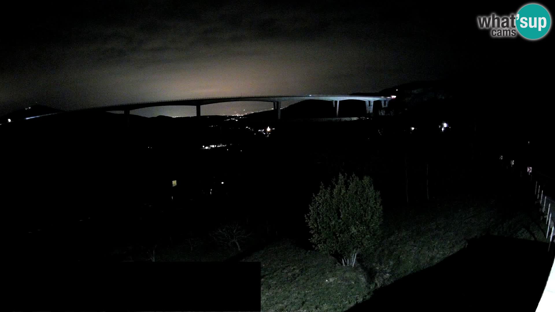 Live cam Črni Kal Viaduc – Viki Burger