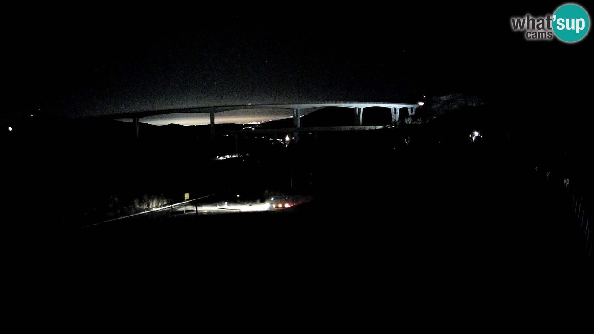 Live cam Črni Kal Viaduc – Viki Burger