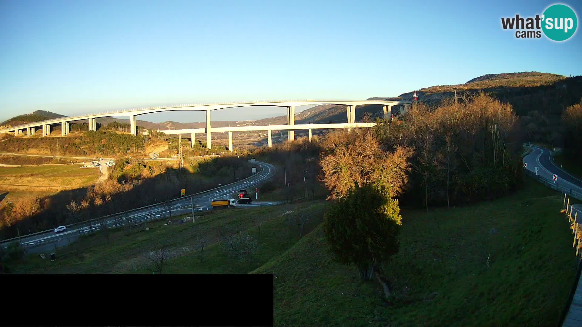 Livecam  Črni Kal Viadotto – panorama dal Viki Burger