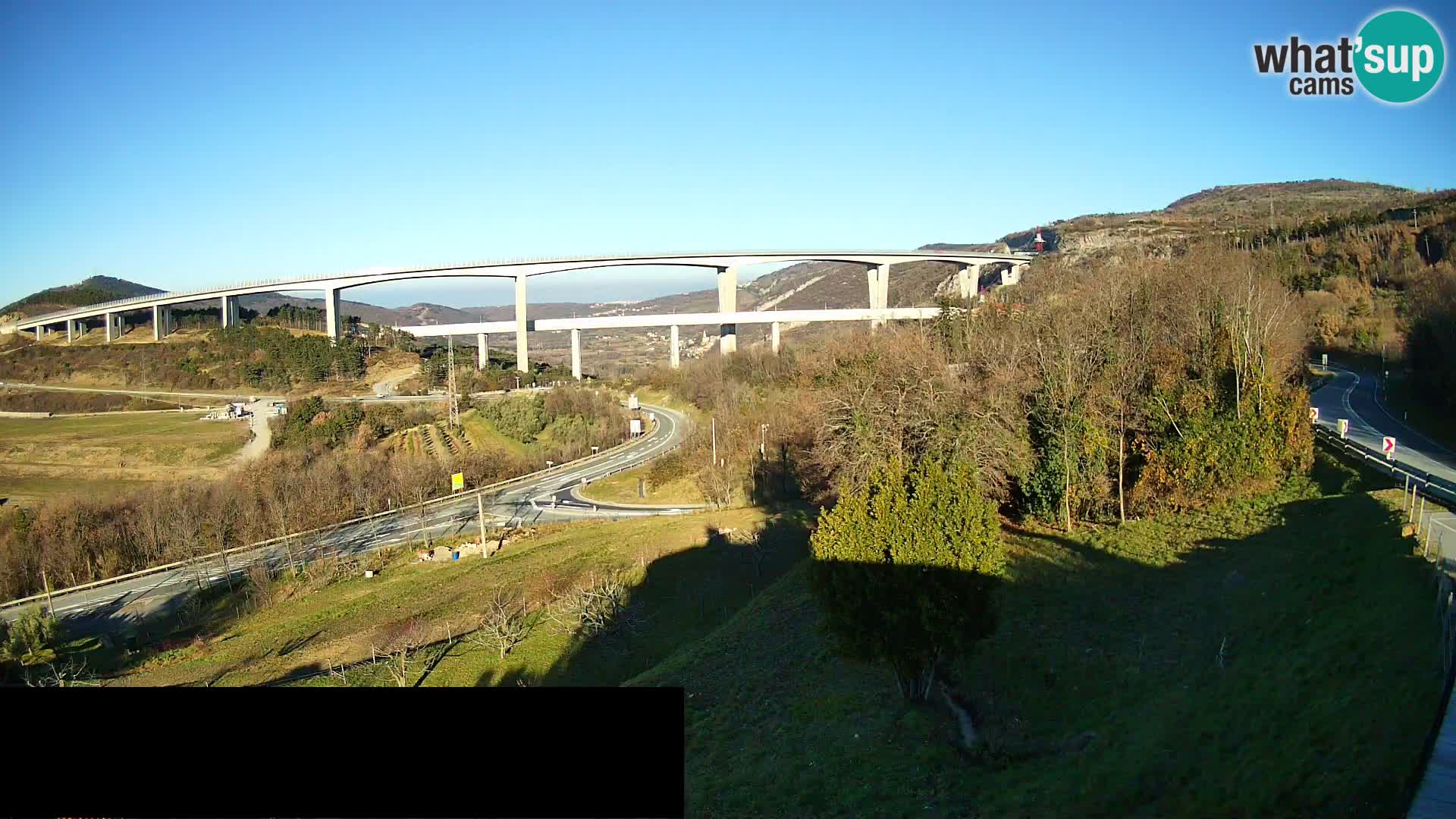 Camera en vivo Črni Kal Viaducto – Viki Burger
