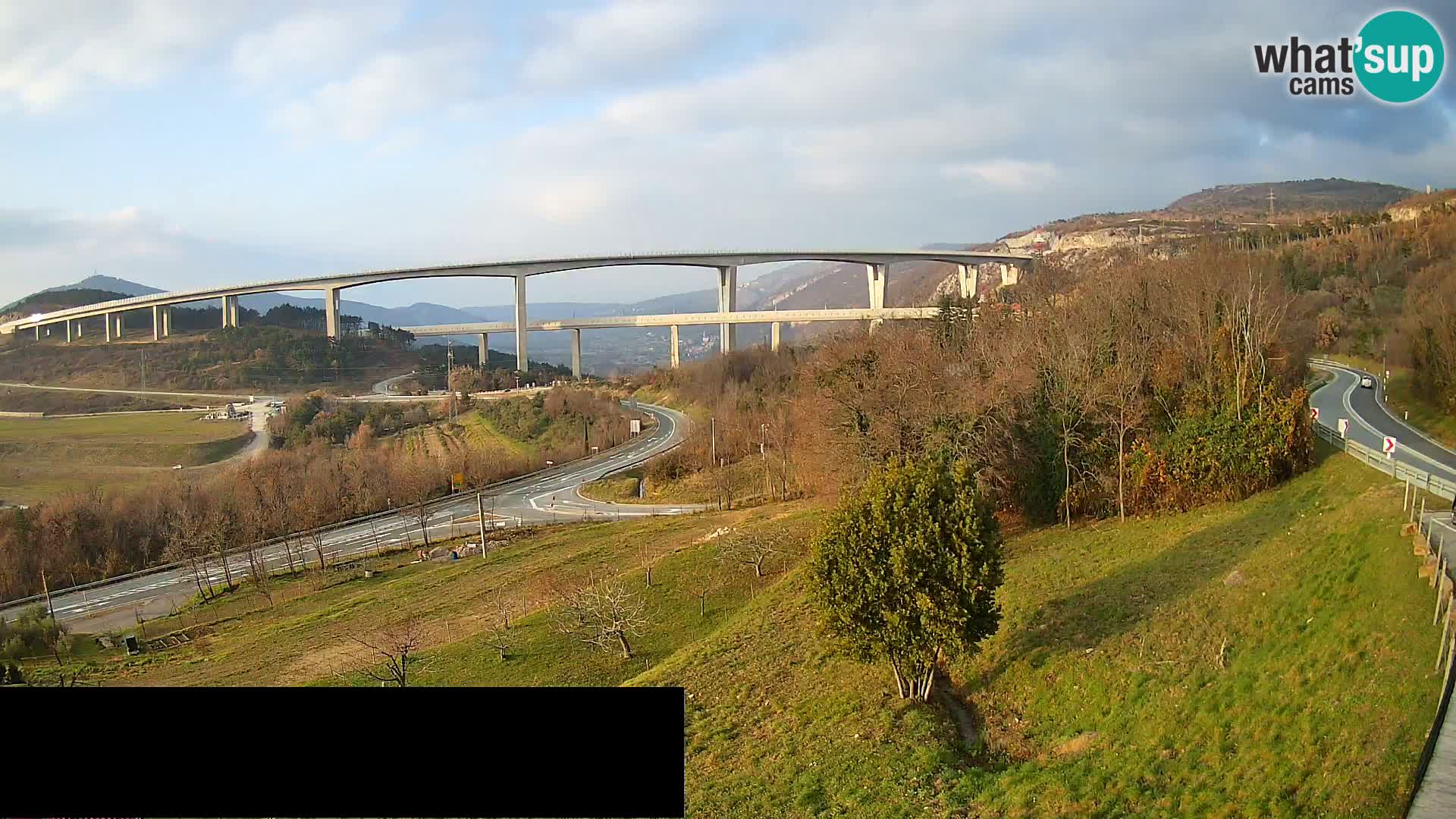 Webcam Črni Kal Viadukt – Viki Burger