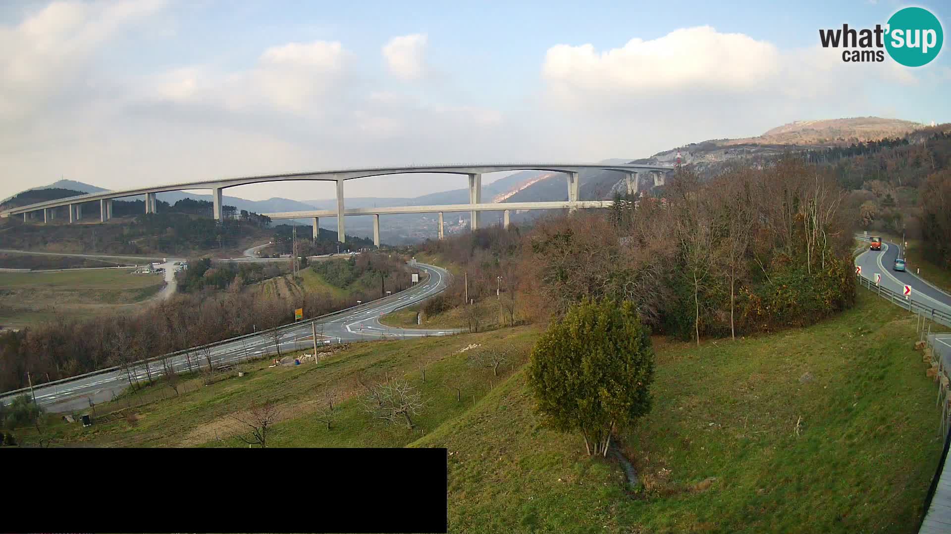 Web kamera Črni Kal Viadukt – pogled sa Viki Burgerja