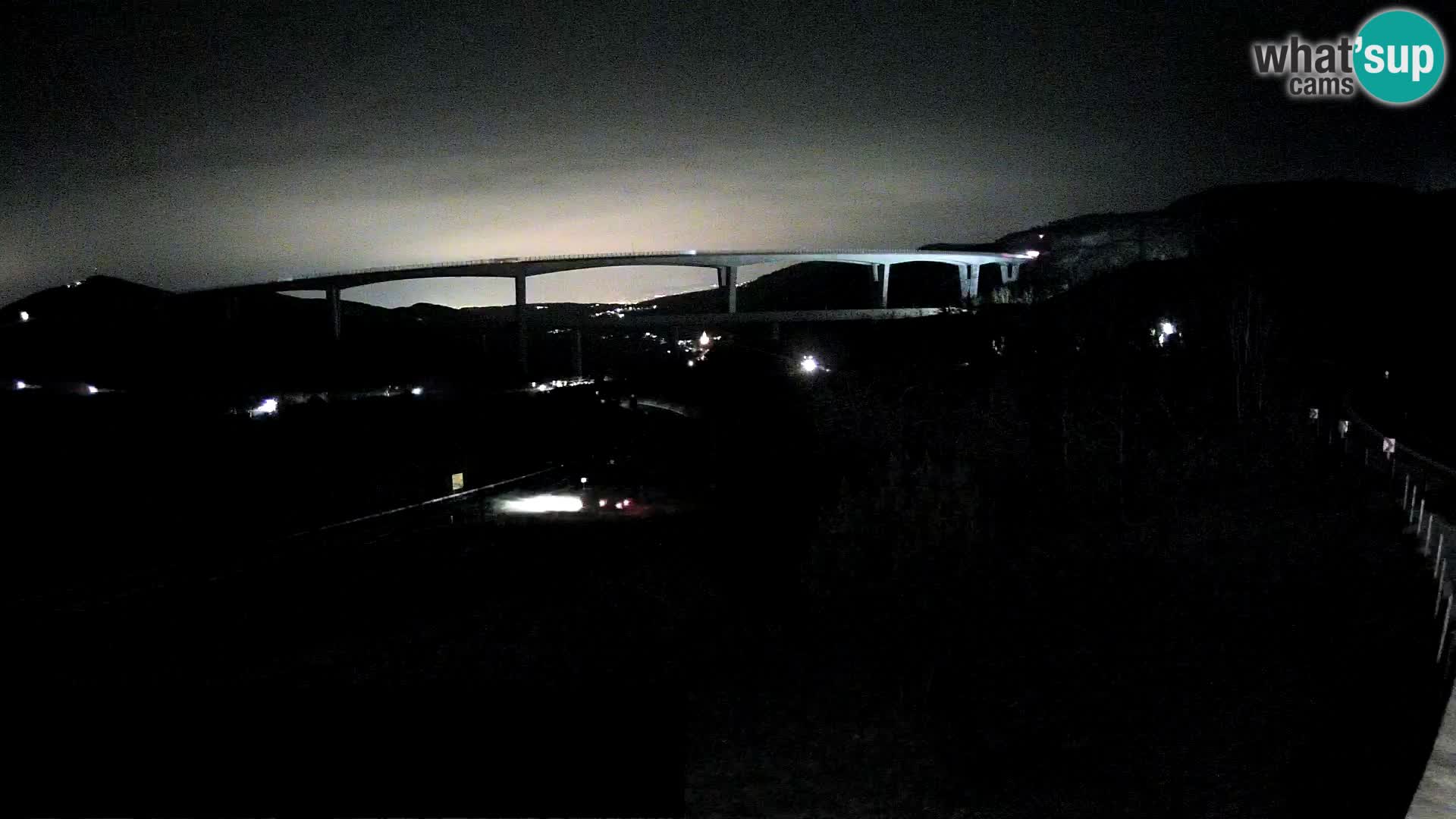 Webcam Črni Kal Viaduct – view from Viki Burger