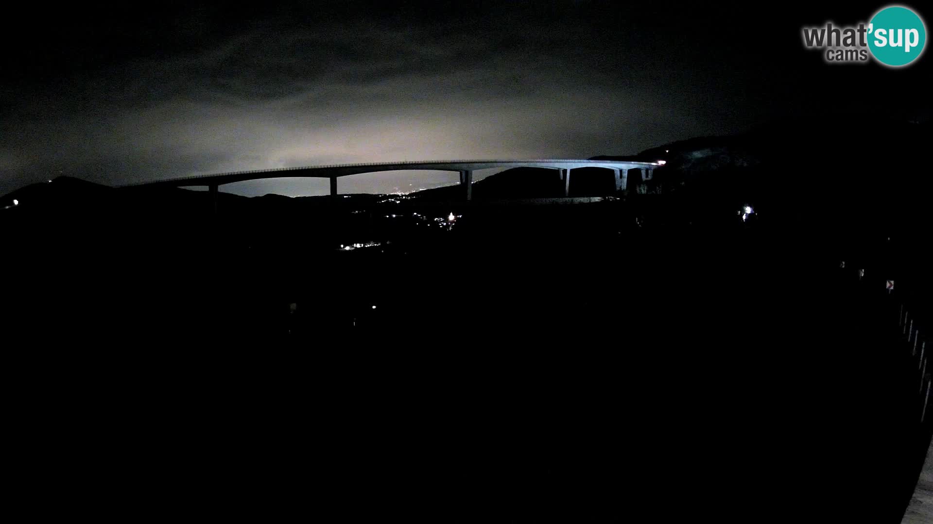 Webcam Črni Kal Viaduct – view from Viki Burger