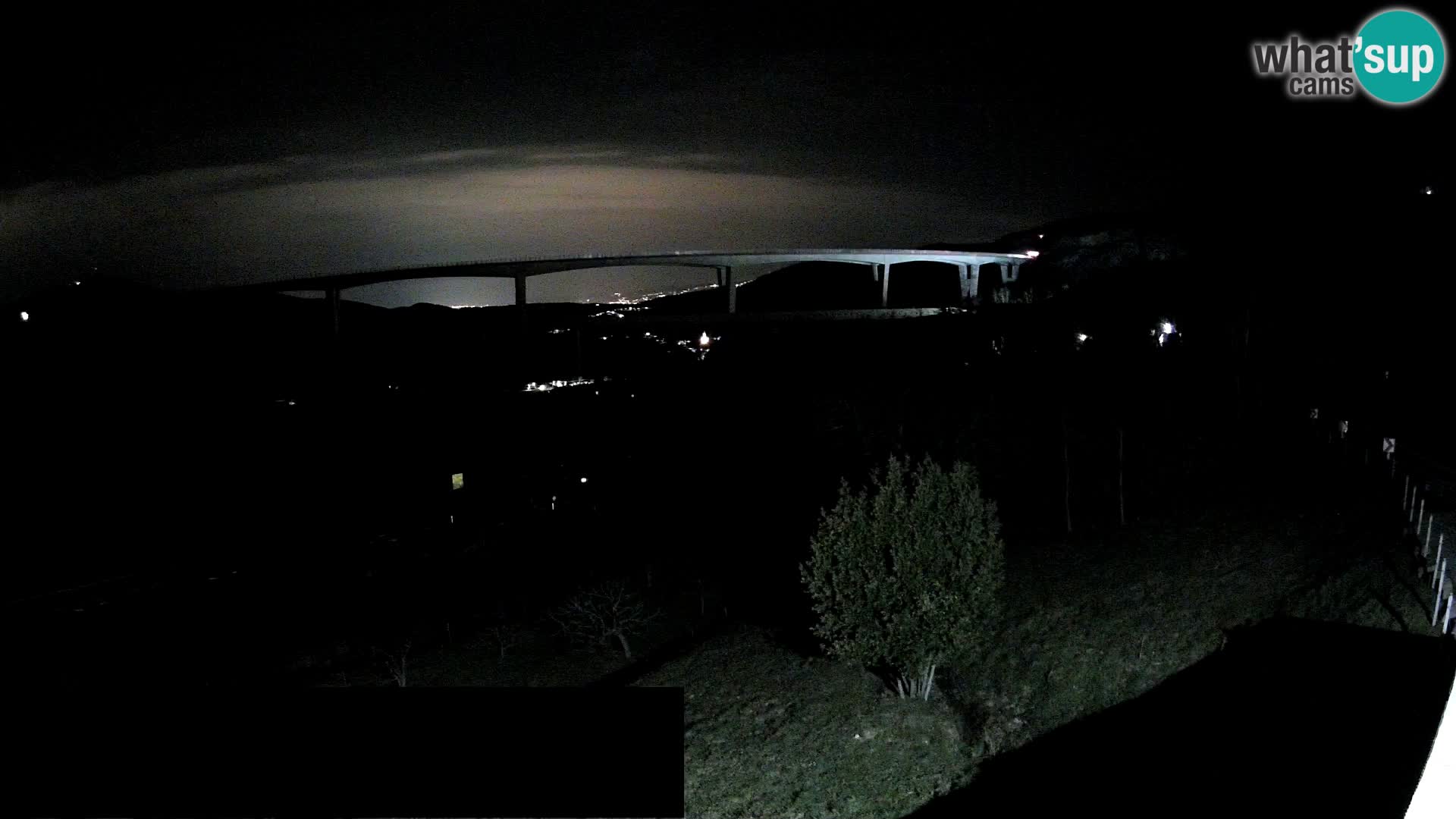 Webcam Črni Kal Viadukt – Viki Burger