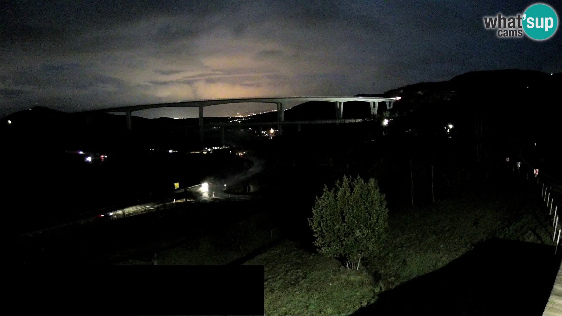 Web kamera Črni Kal Viadukt – pogled sa Viki Burgerja
