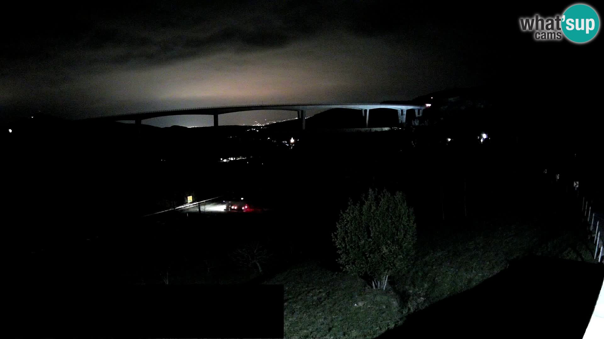 Camera en vivo Črni Kal Viaducto – Viki Burger