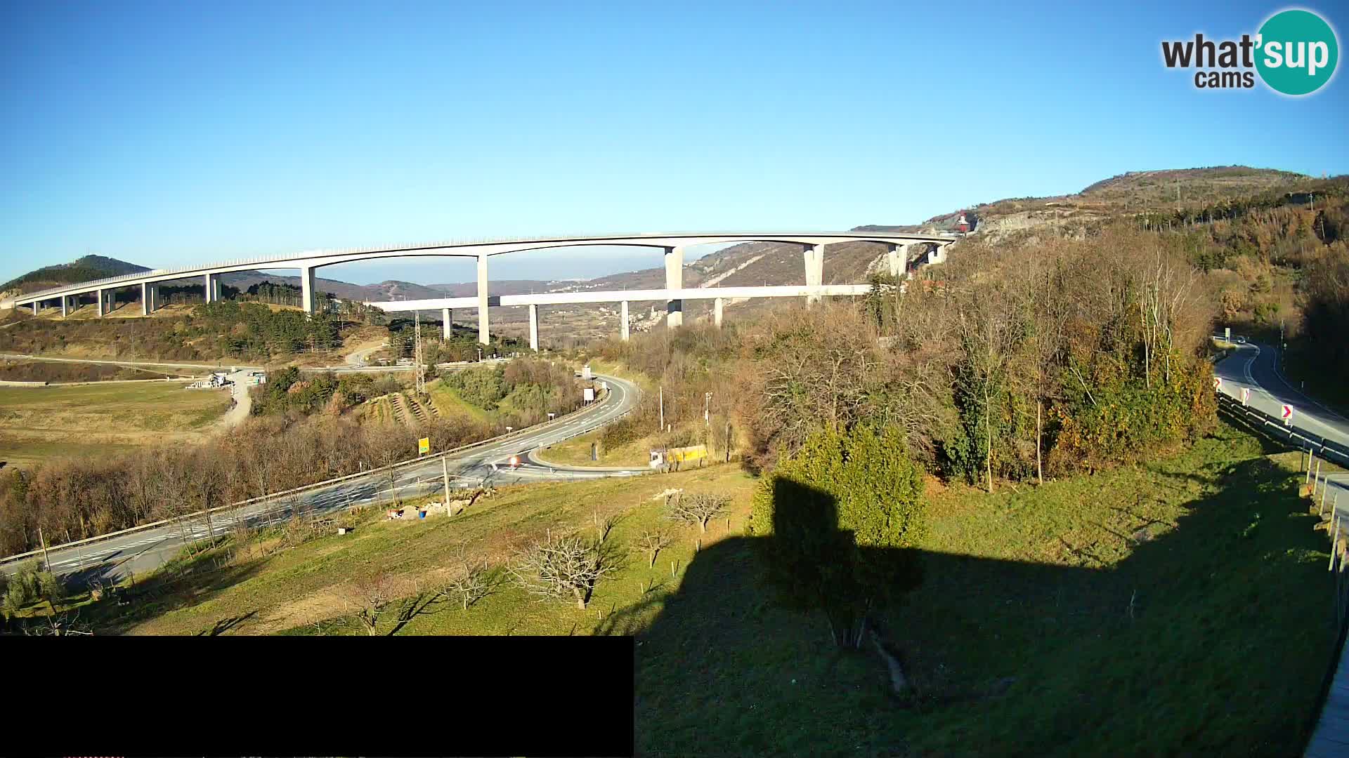 Web kamera Črni Kal Viadukt – pogled sa Viki Burgerja