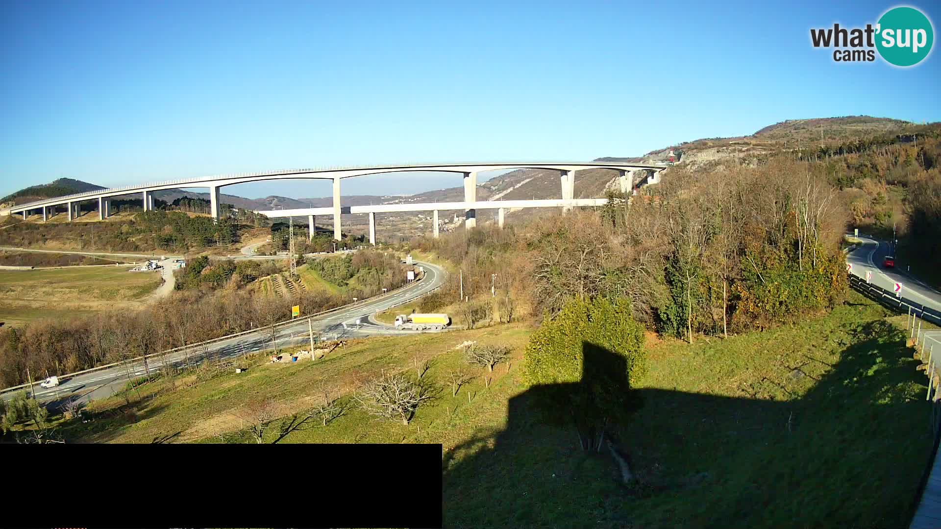 Livecam  Črni Kal Viadotto – panorama dal Viki Burger