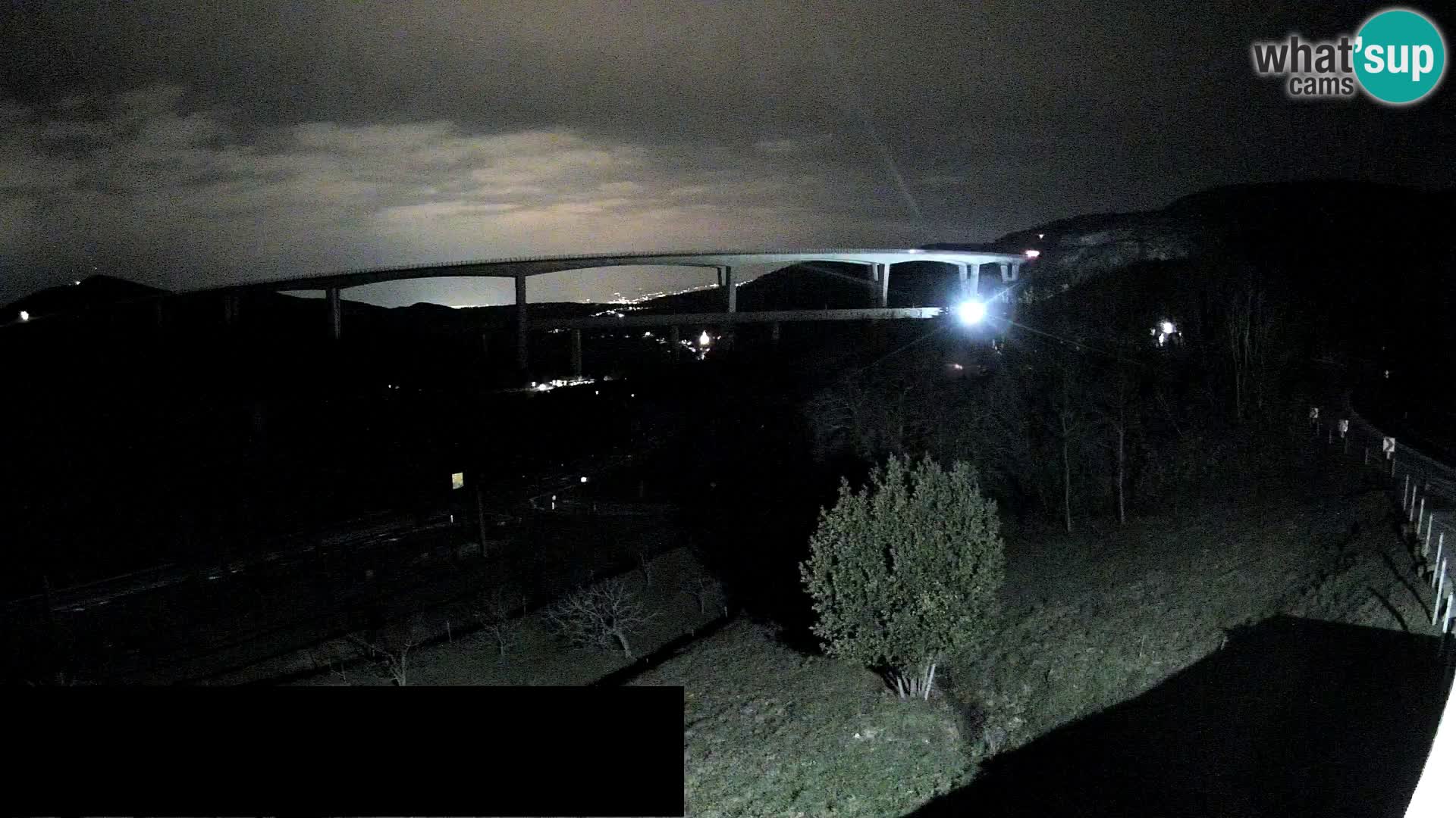 Webcam Črni Kal Viadukt – Viki Burger