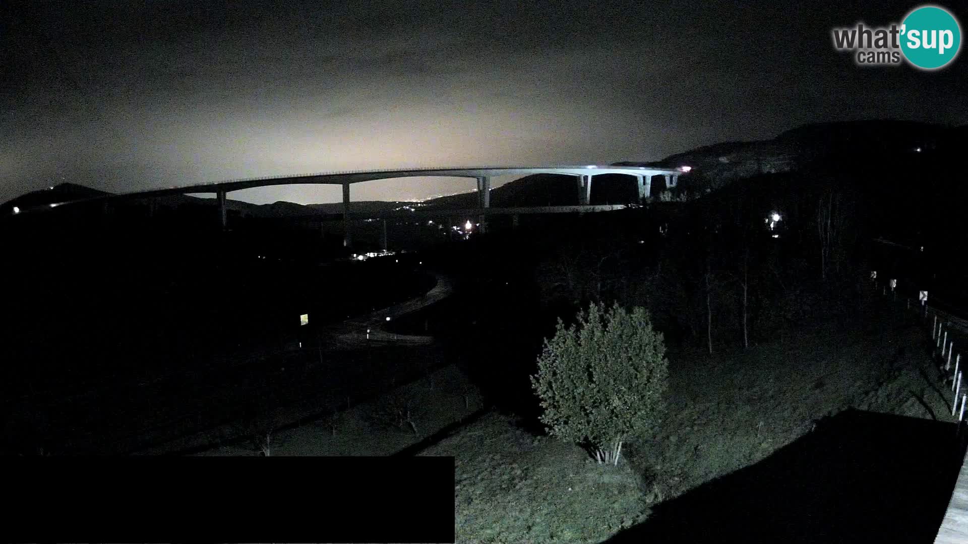 Live cam Črni Kal Viaduc – Viki Burger