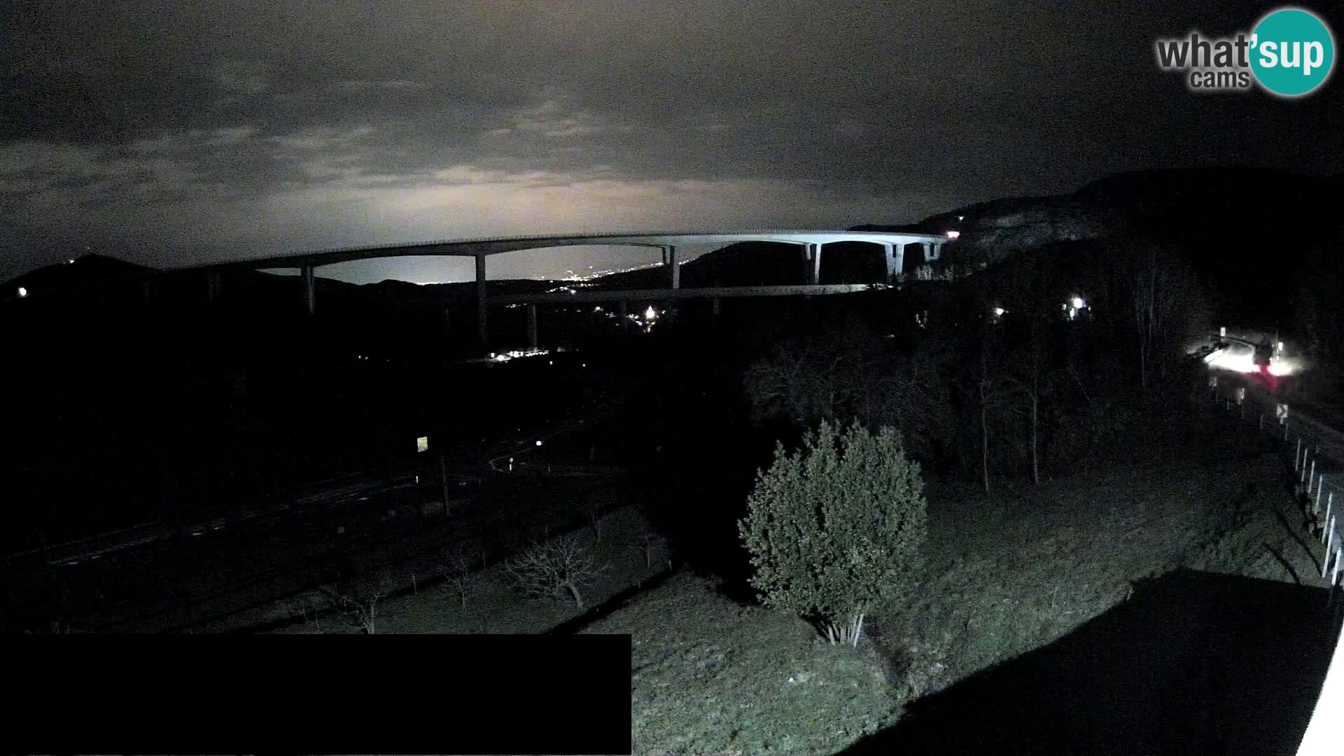 Live cam Črni Kal Viaduc – Viki Burger