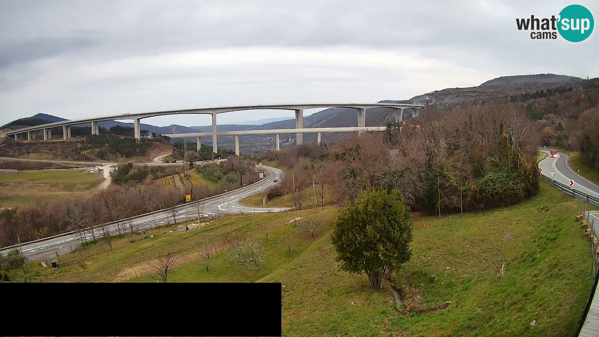 Live cam Črni Kal Viaduc – Viki Burger