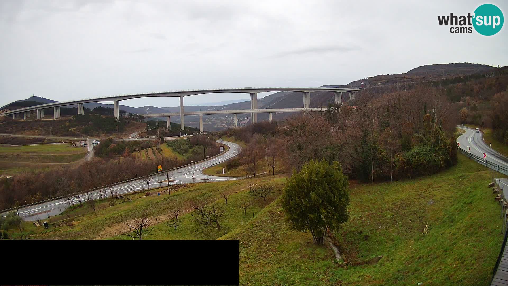 Live cam Črni Kal Viaduc – Viki Burger