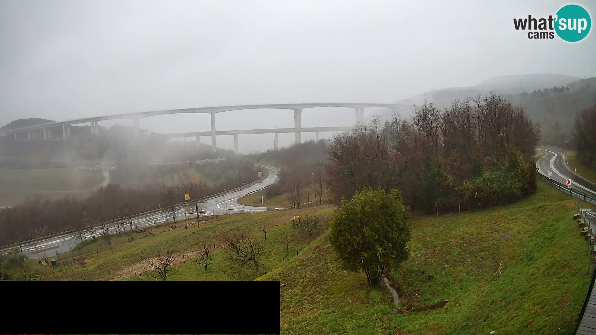 Camera en vivo Črni Kal Viaducto – Viki Burger