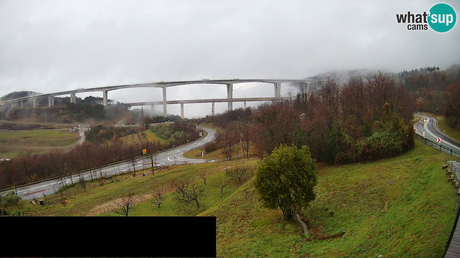 Live cam Črni Kal Viaduc – Viki Burger