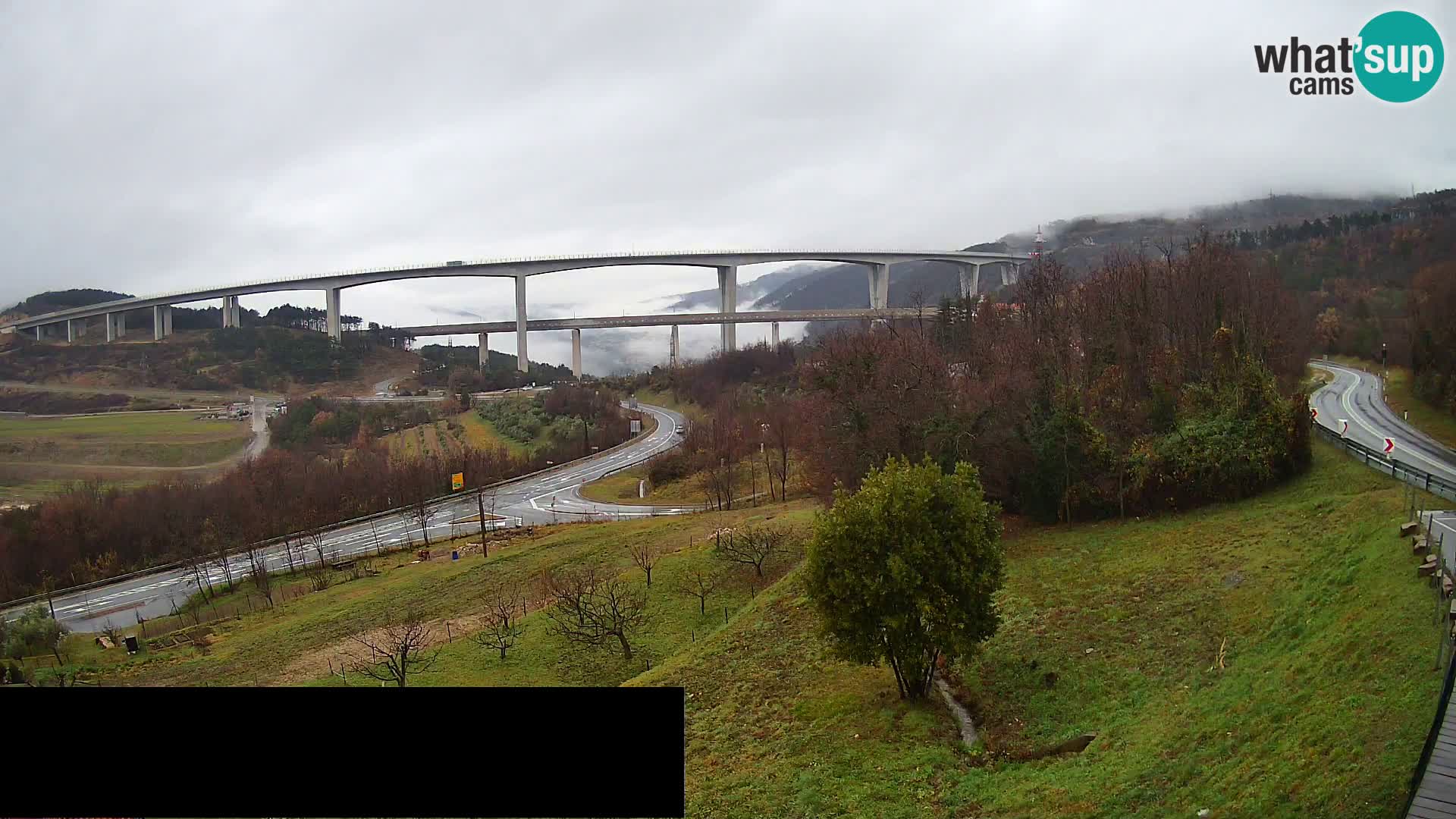 Live cam Črni Kal Viaduc – Viki Burger