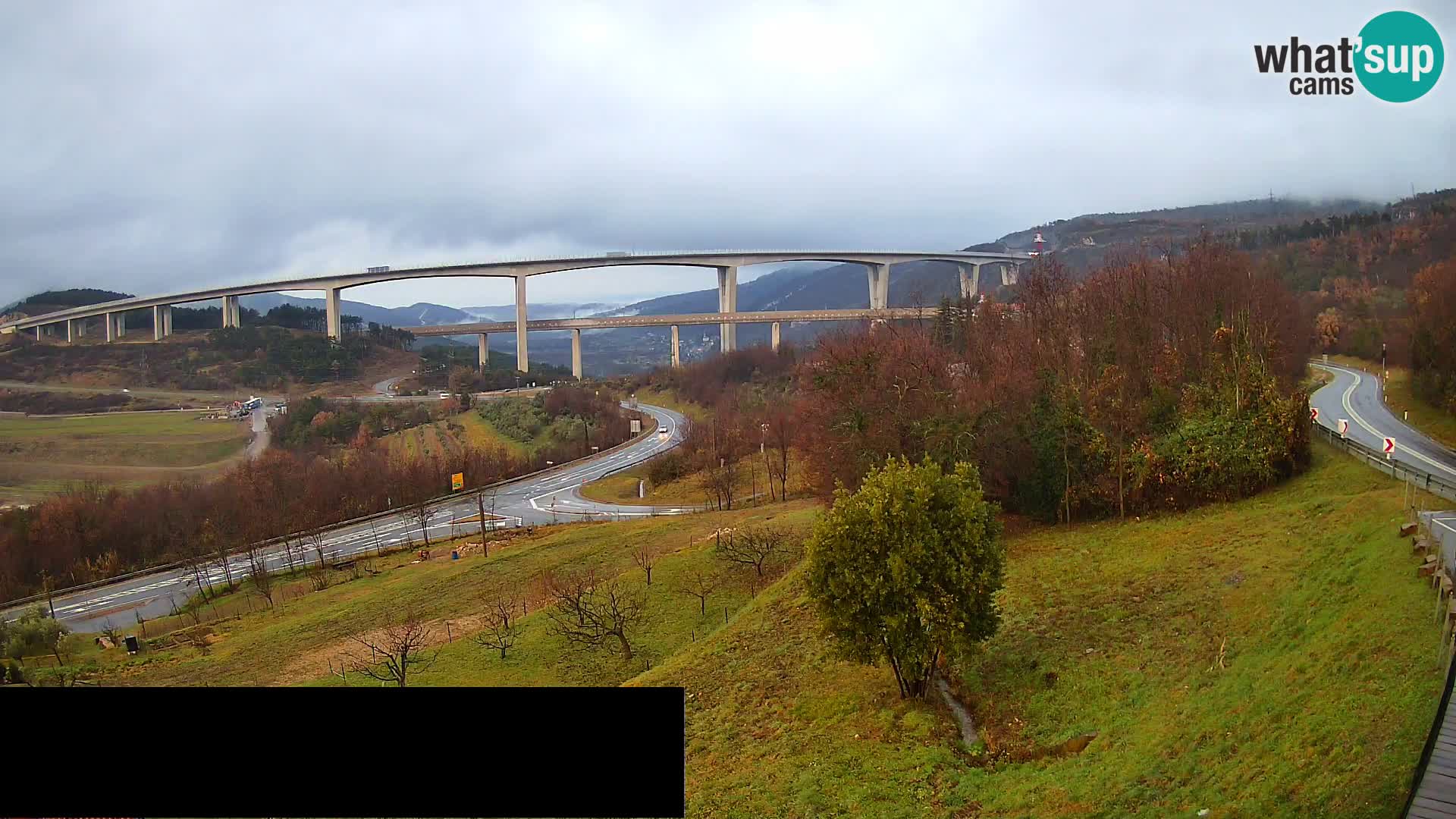 Live cam Črni Kal Viaduc – Viki Burger