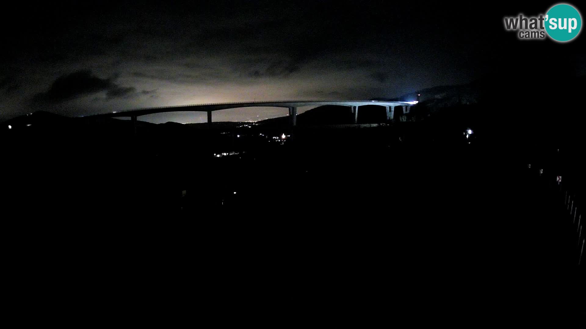 Webcam Črni Kal Viaduct – view from Viki Burger