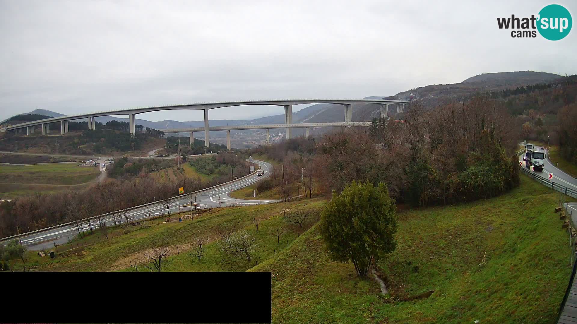 Web kamera Črni Kal Viadukt – pogled sa Viki Burgerja